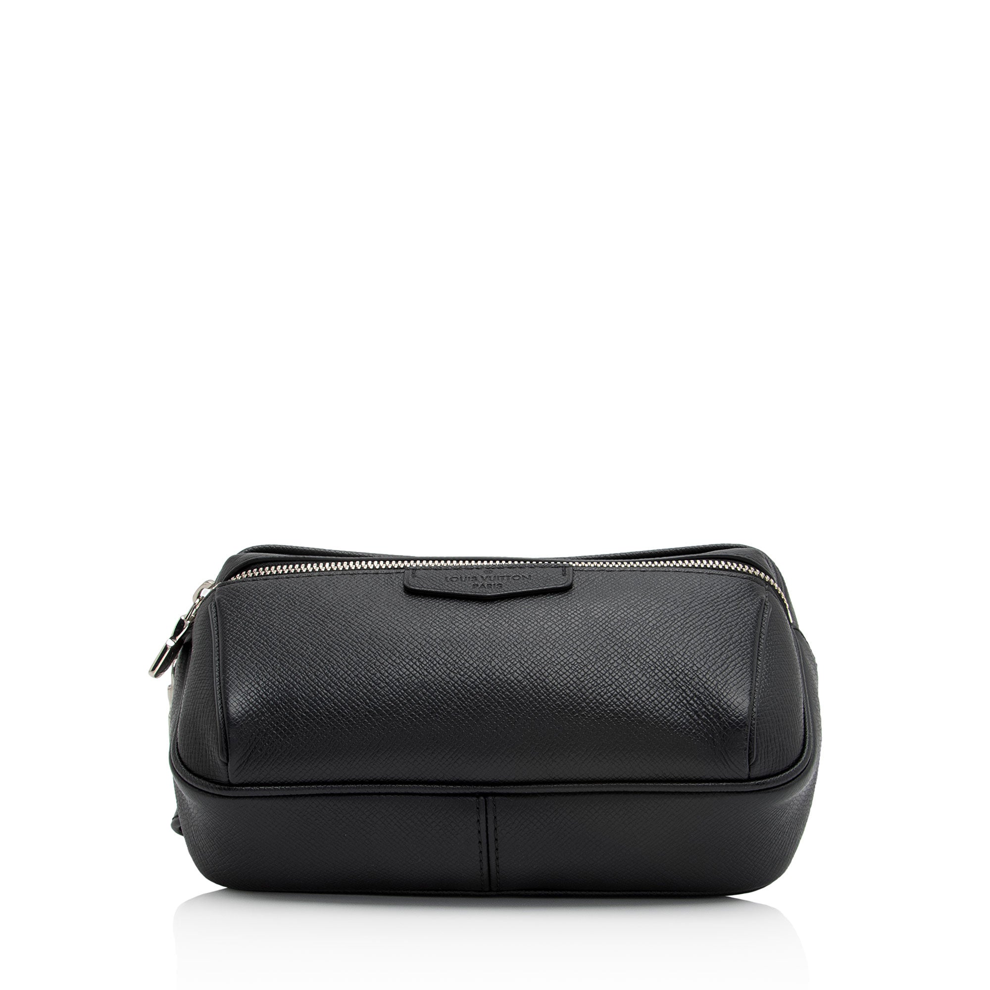 Louis Vuitton Taiga Leather Outdoor Bumbag (SHF-8TztVF)