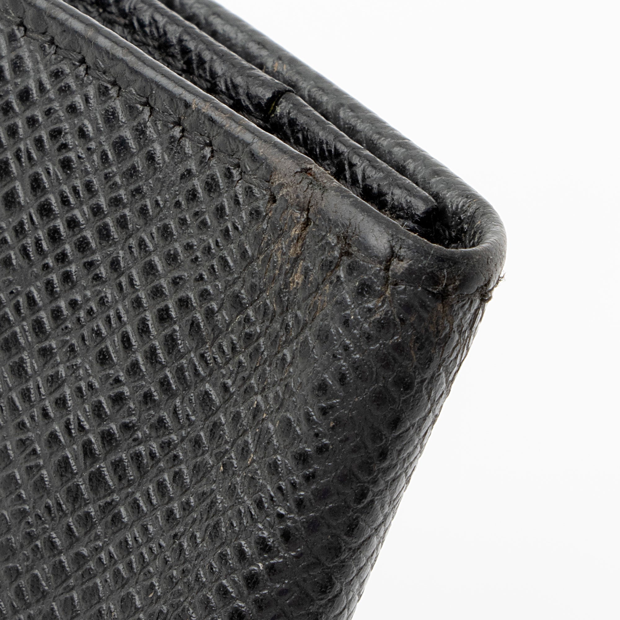 Louis Vuitton Taiga Leather Porte Valeurs Cartes Card Holder
