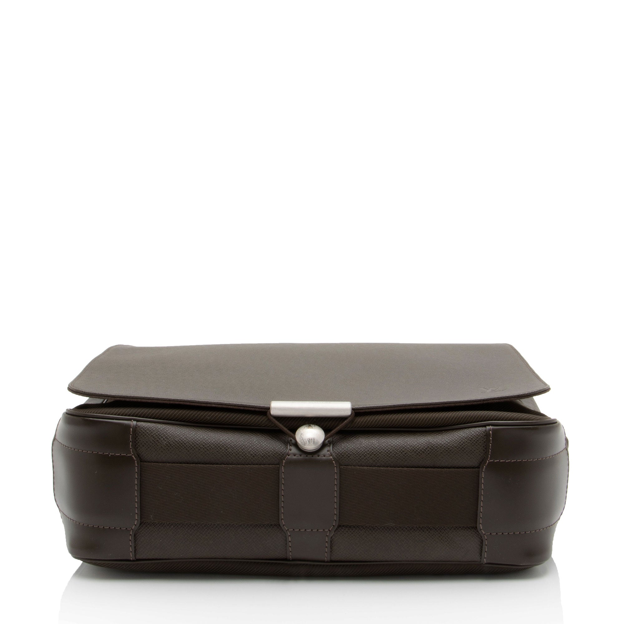 Louis Vuitton Taiga Leather Viktor Messenger