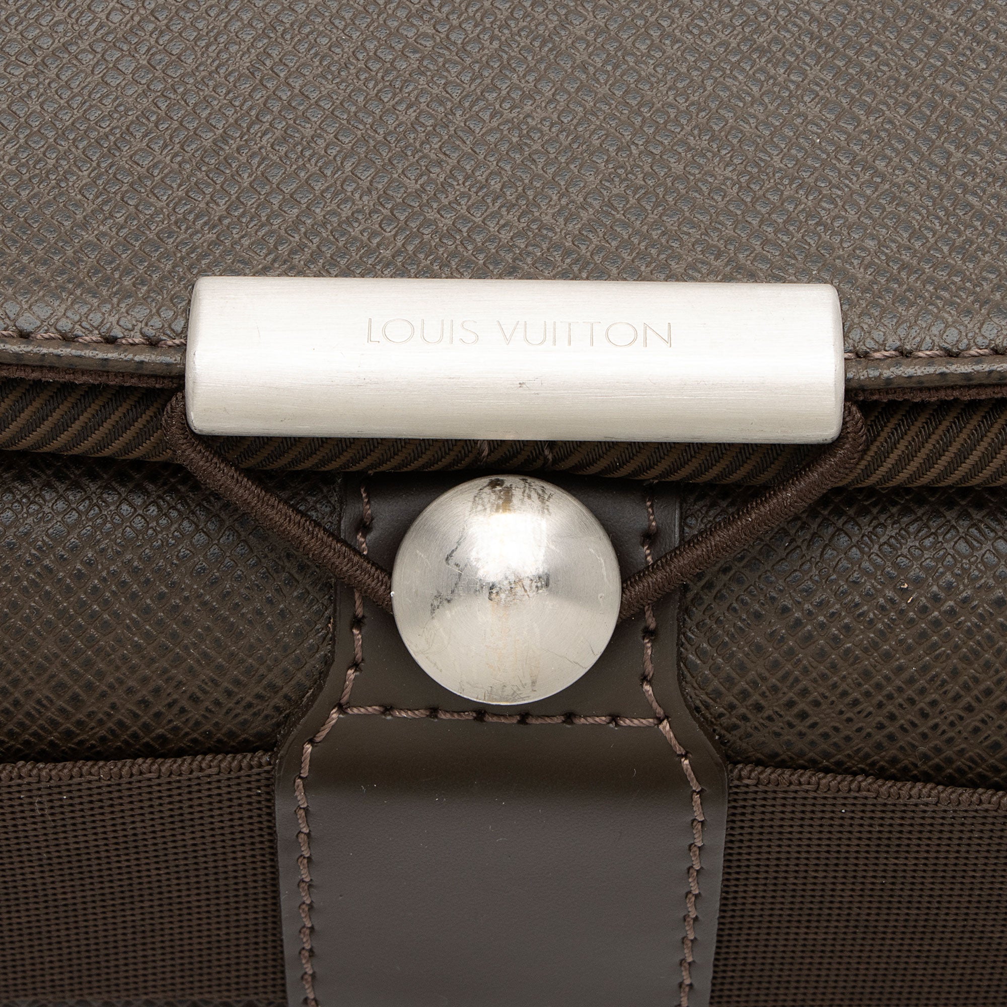 Louis Vuitton Taiga Leather Viktor Messenger