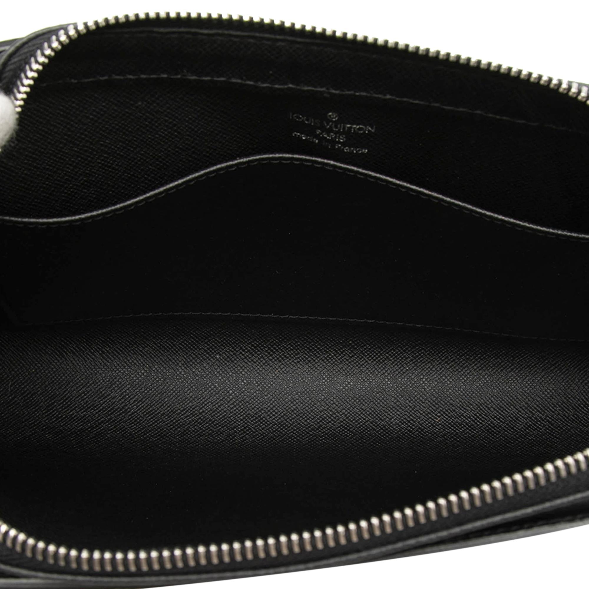 Louis Vuitton Taiga Pochette Baikal