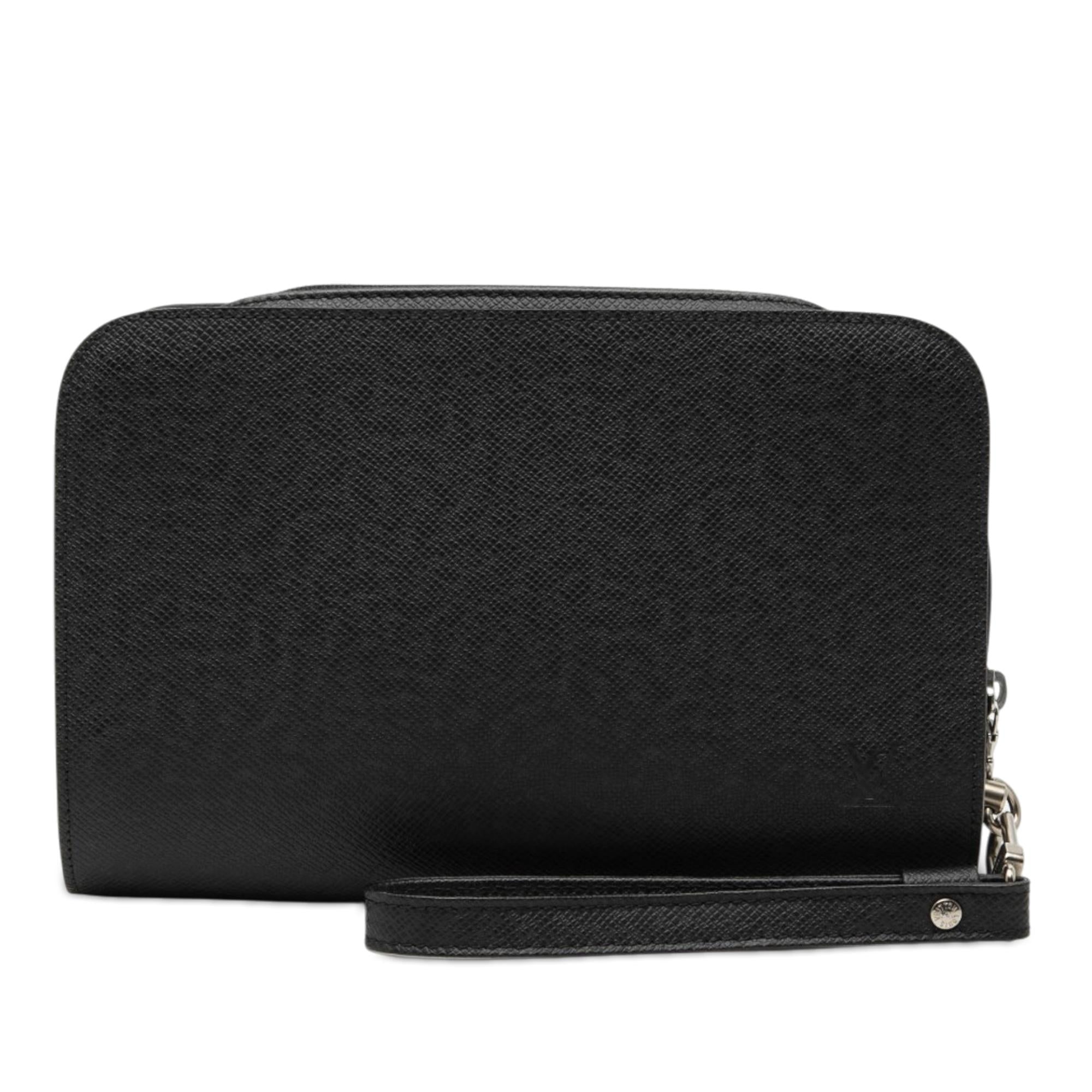 Louis Vuitton Taiga Pochette Baikal