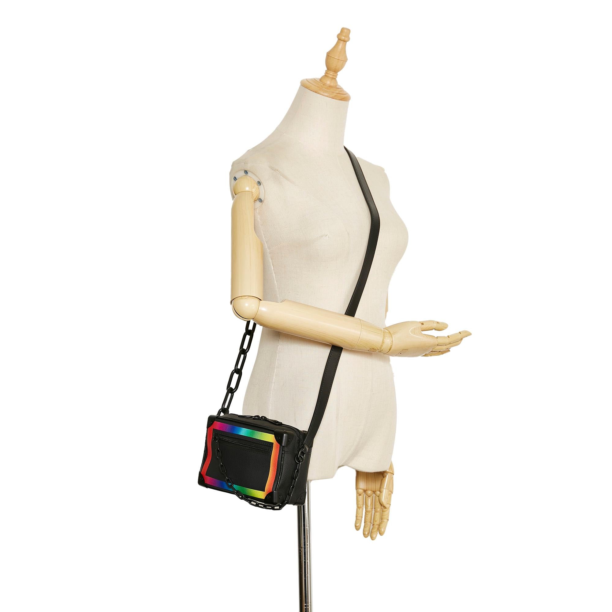 Louis Vuitton Taiga Rainbow Soft Trunk (SHG-h2pSTR)