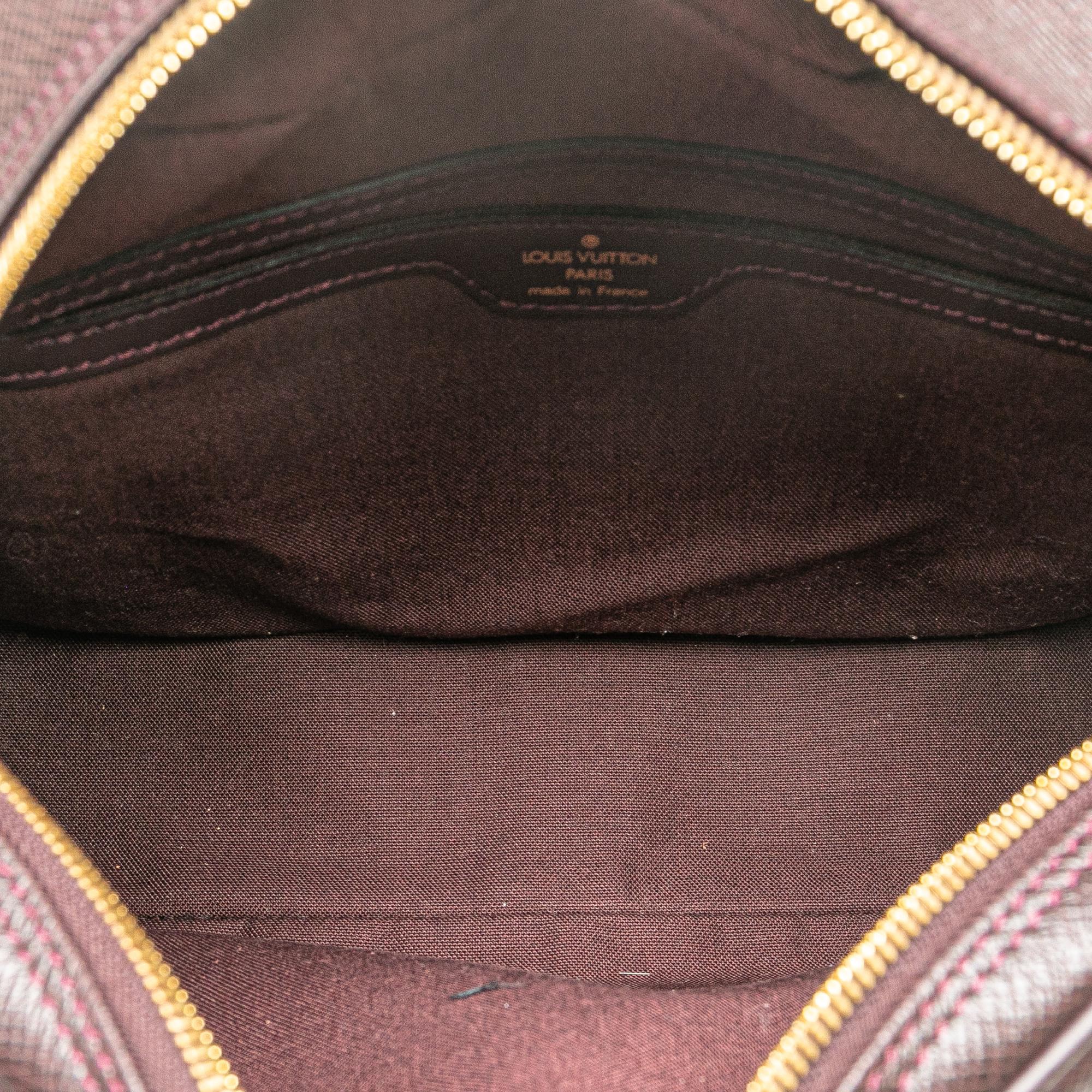 Louis Vuitton Taiga Reporter PM