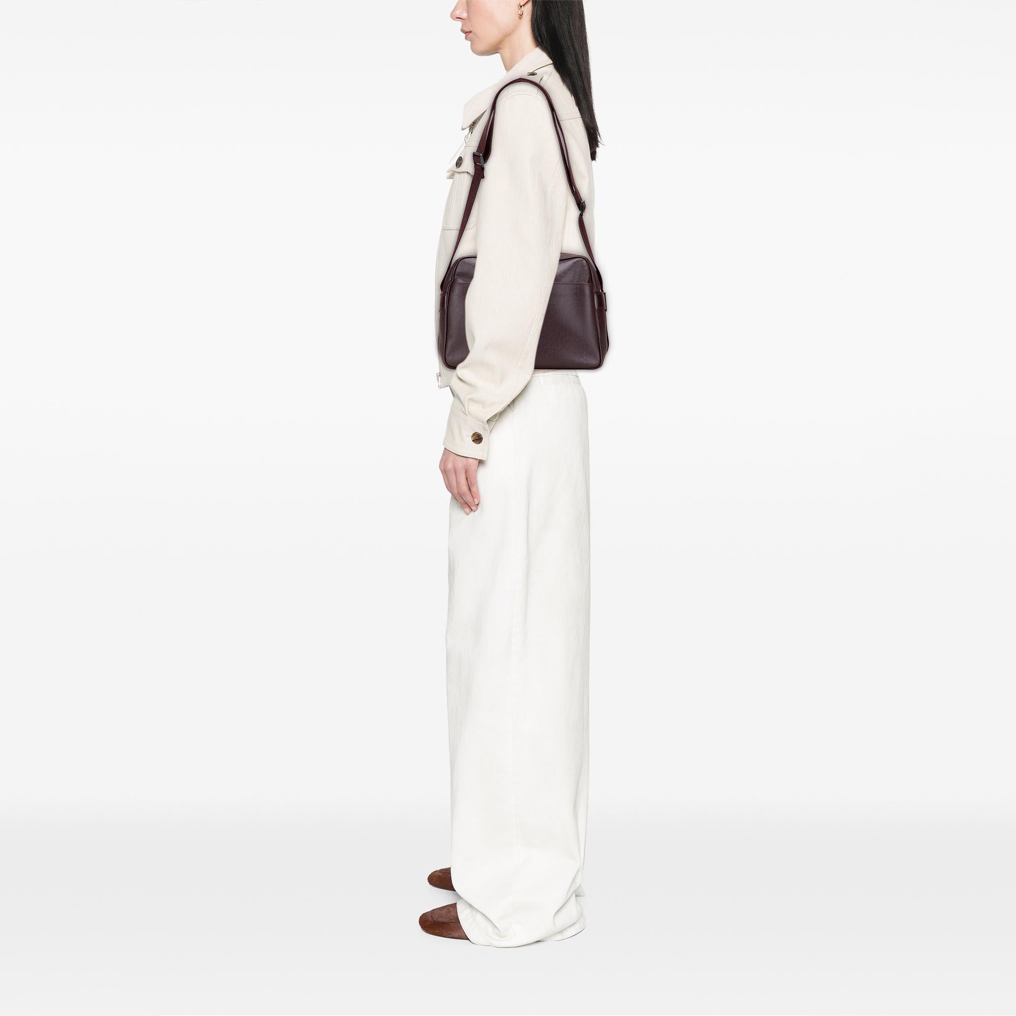 Louis Vuitton Taiga Reporter PM