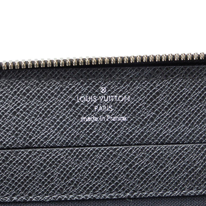 Louis Vuitton Taiga Vladimir Portfolio (SHG-u5Gtpk)
