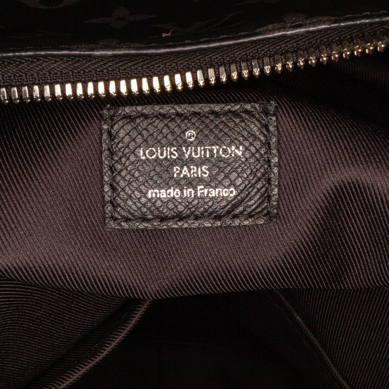 Louis Vuitton Taigarama Discovery PM (SHG-fn9Mgg)