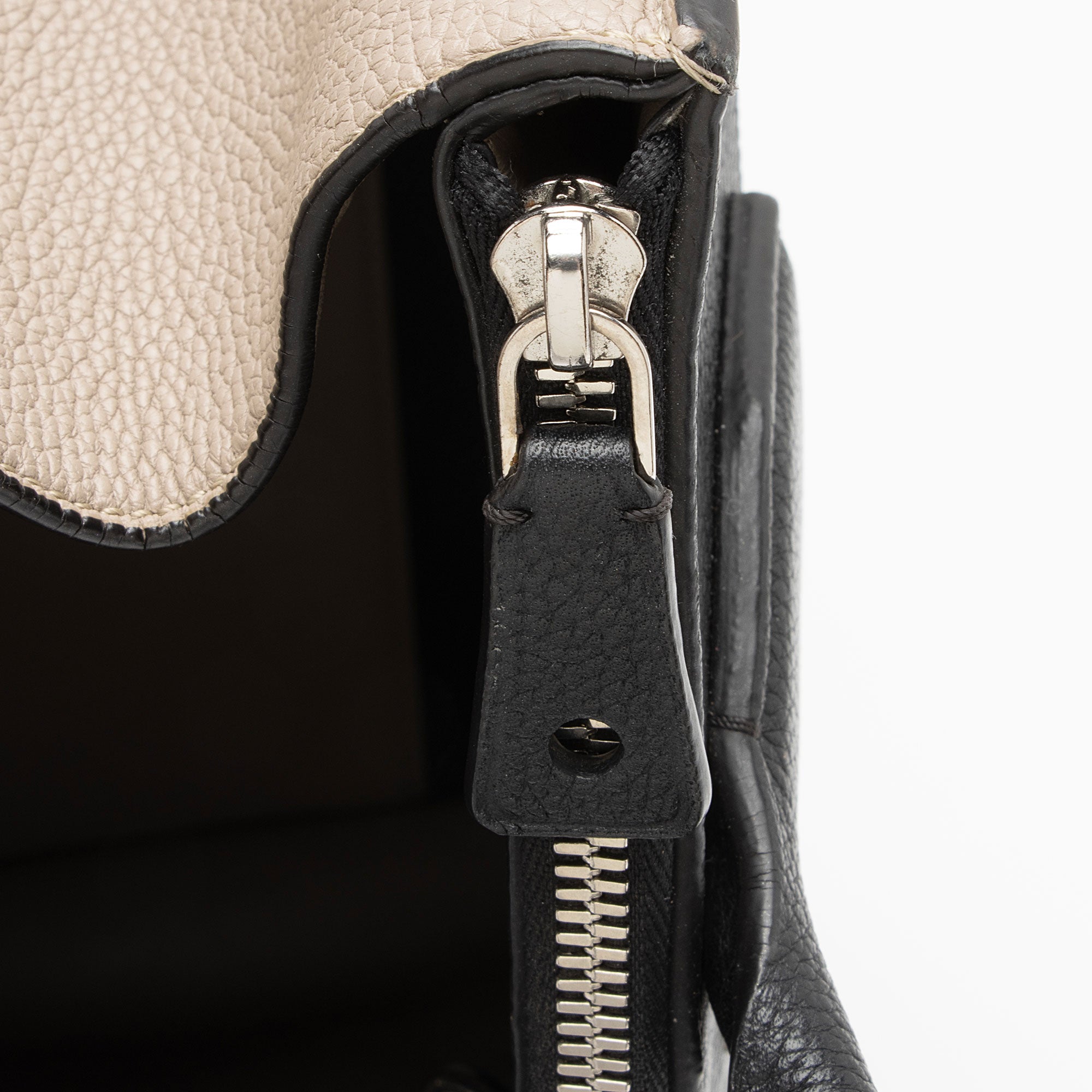 Louis Vuitton Taurillon City Steamer MM Tote (SHF-mLBfUs)