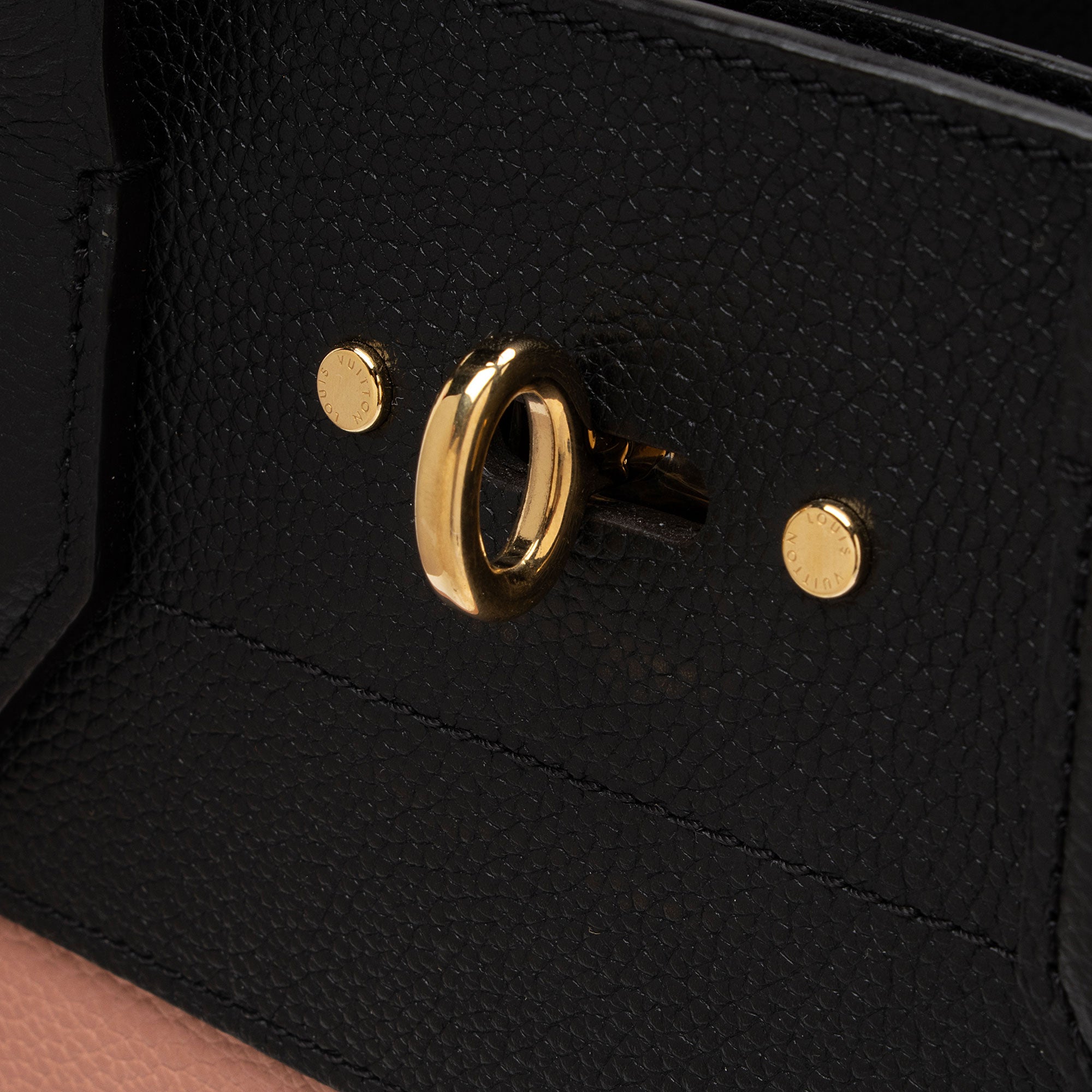 Louis Vuitton Taurillon CIty Steamer MM Tote (SHF-kRRIa6)
