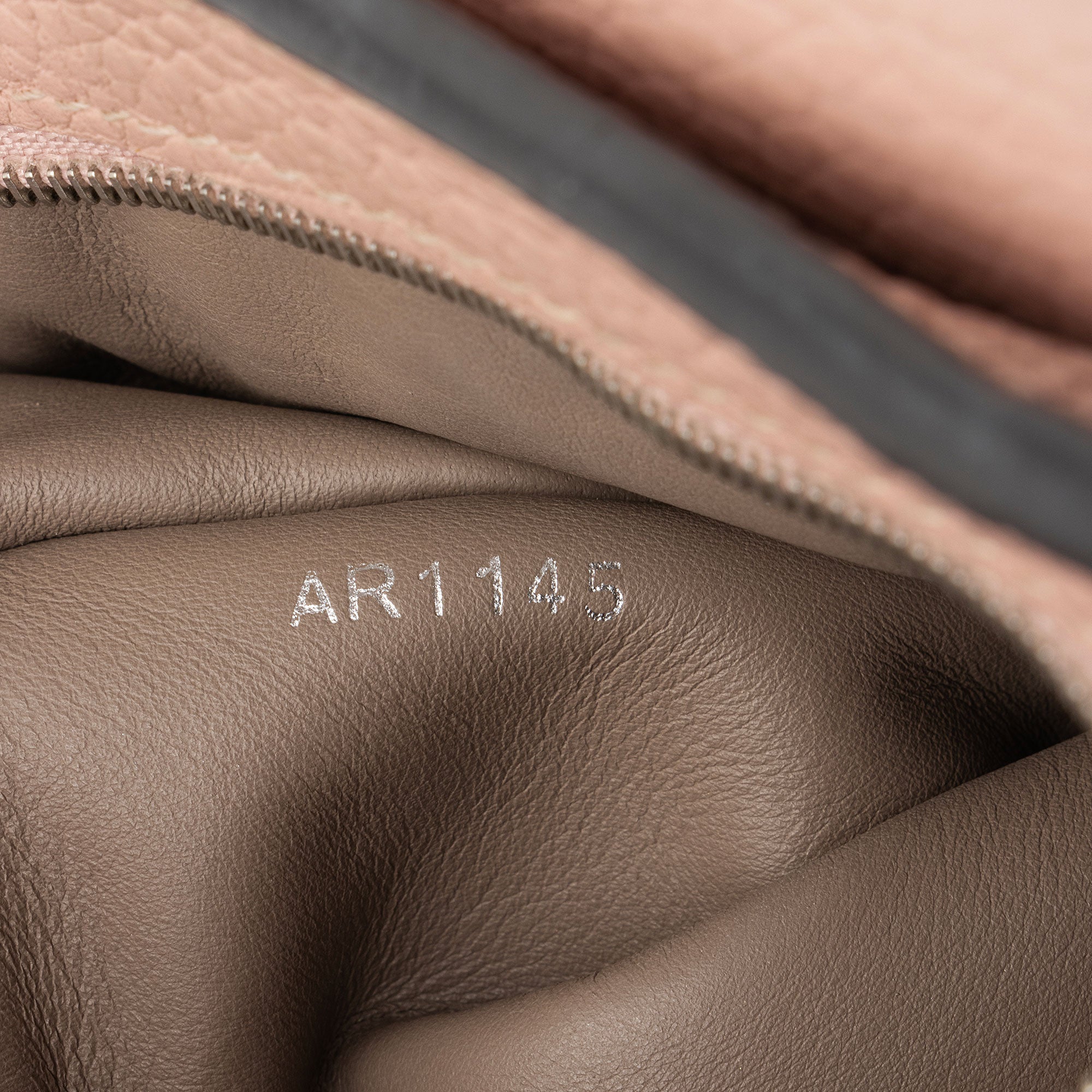 Louis Vuitton Taurillon Capucines BB Bag (SHF-7oIG7J)