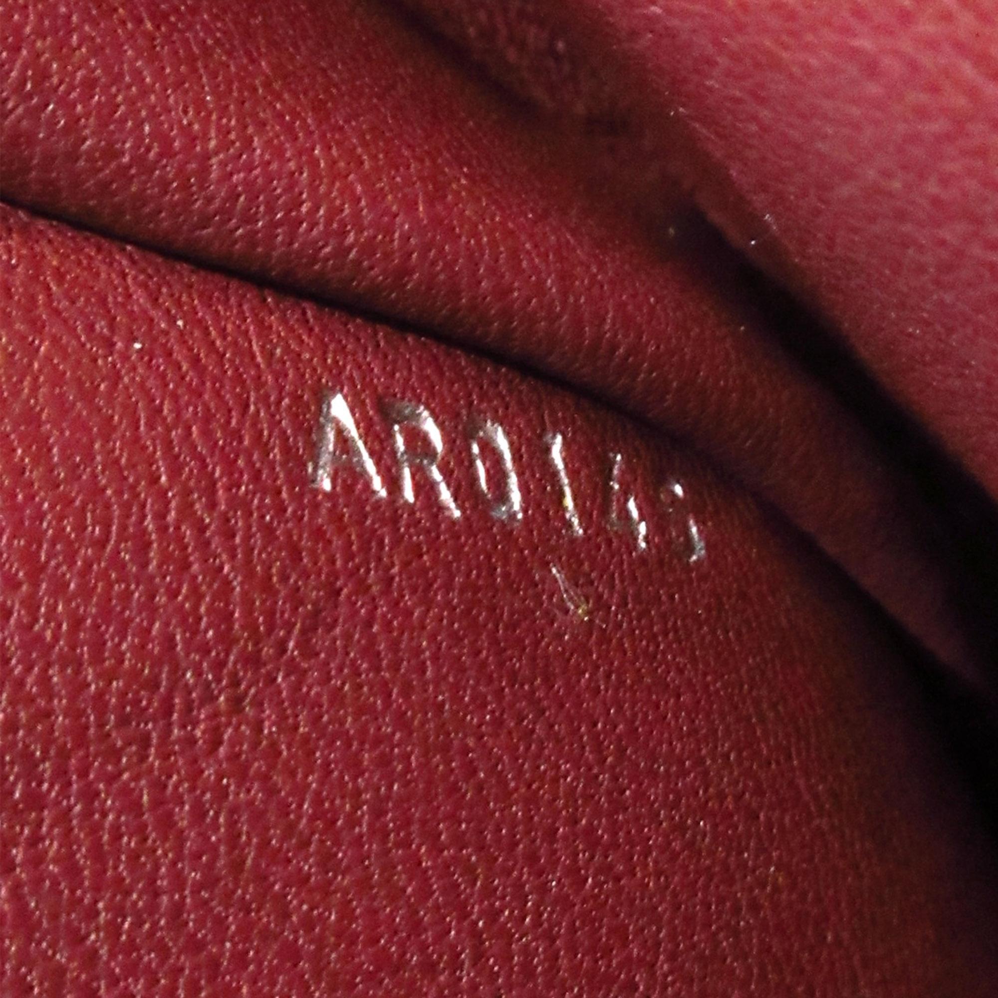 Louis Vuitton Taurillon Capucines BB (SHG-kiy9NH)
