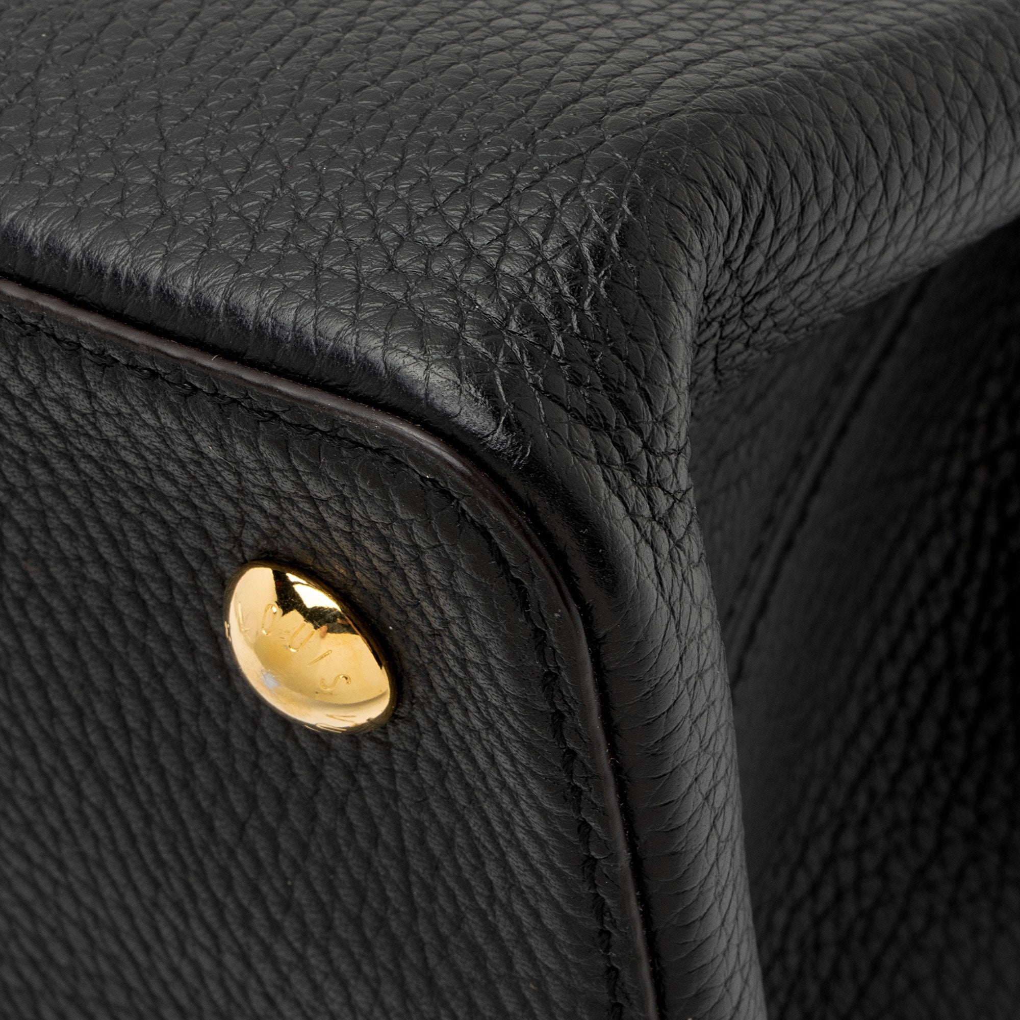 Louis Vuitton Taurillon Capucines MM Bag (SHF-N01Vii)