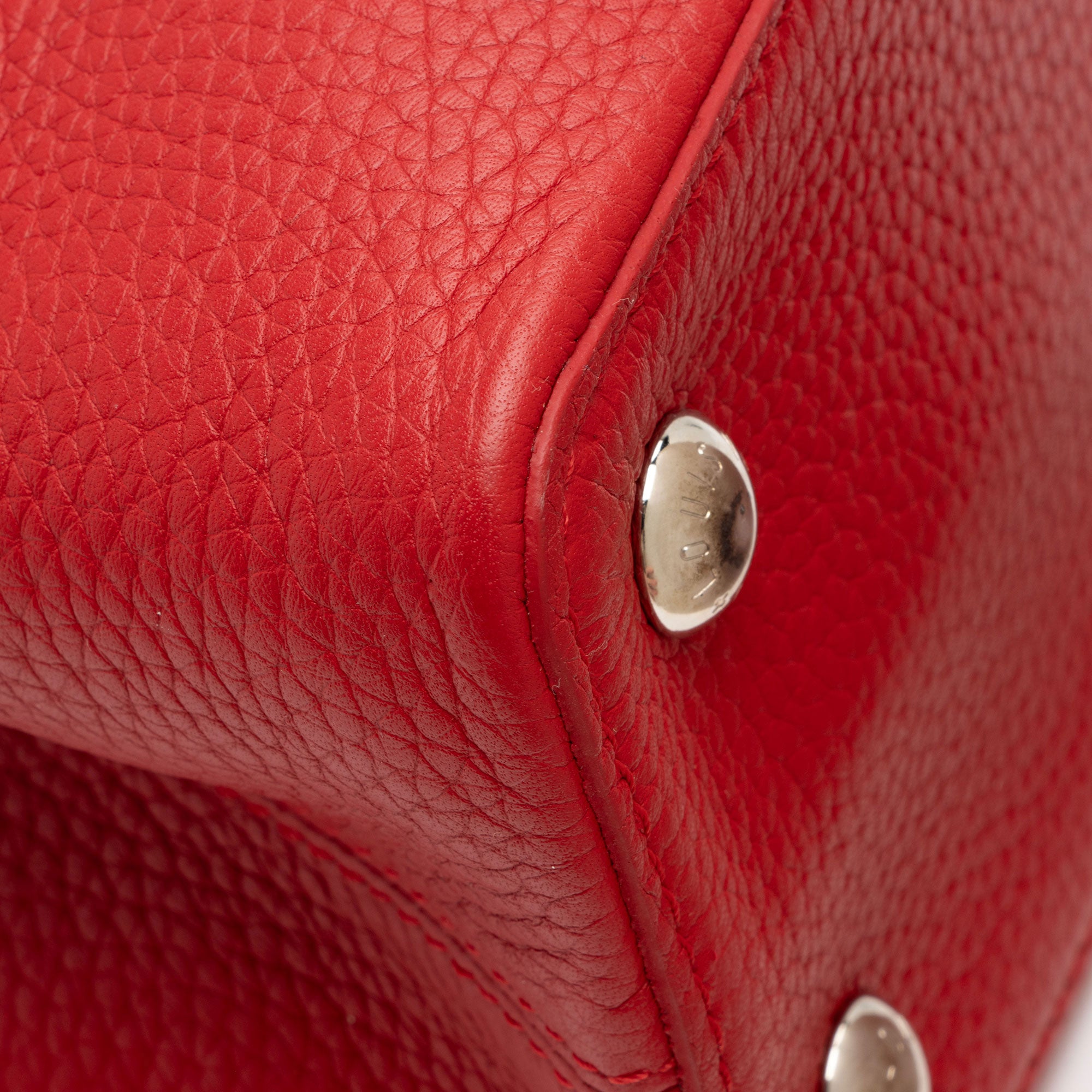 Louis Vuitton Taurillon Capucines PM Bag (SHF-lLOSG5)