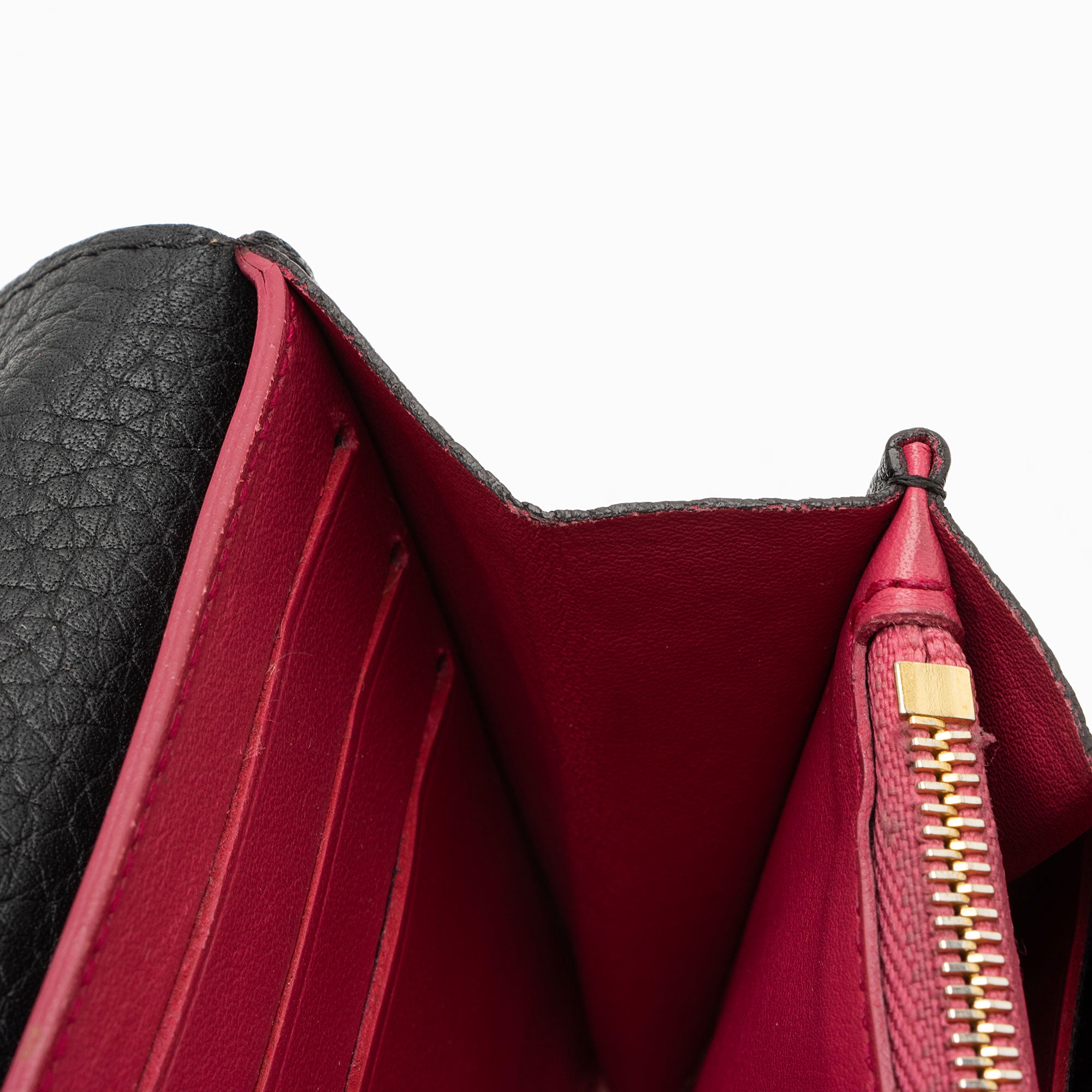 Louis Vuitton Taurillon Capucines Wallet