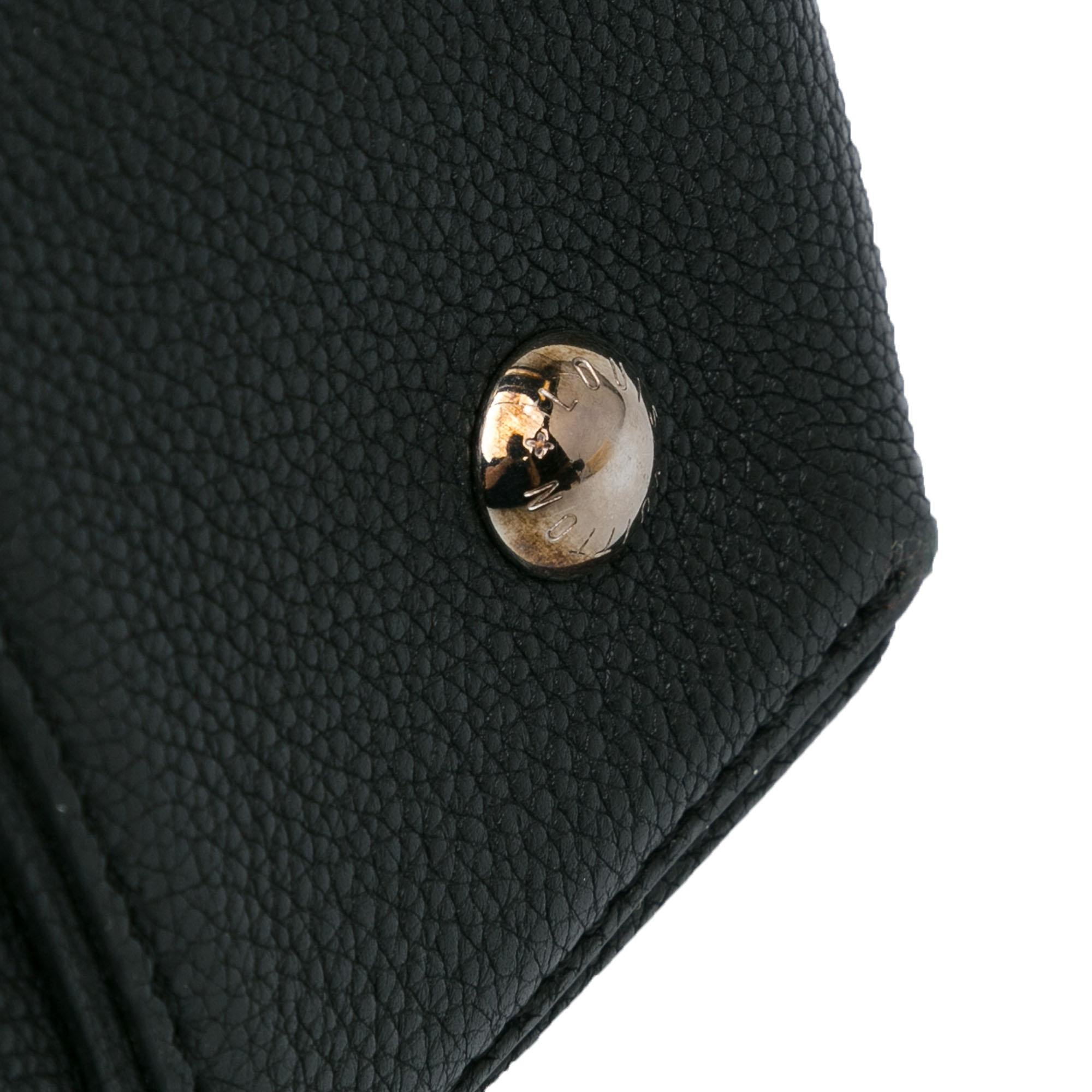 Louis Vuitton Taurillon Soft Lockit MM (SHG-WW7Kw8)