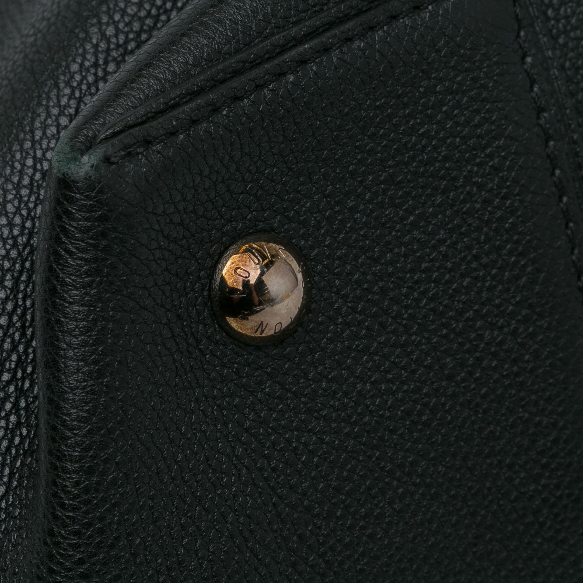 Louis Vuitton Taurillon Soft Lockit MM (SHG-WW7Kw8)