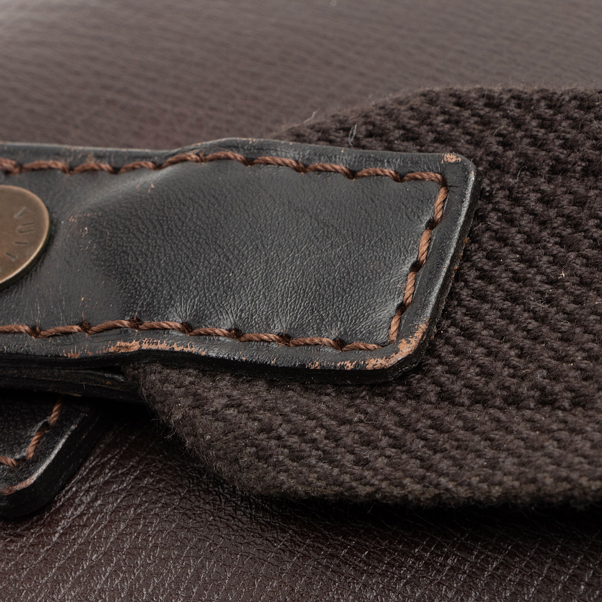 Louis Vuitton Utah Leather Iroquois Small Messenger Bag (SHF-da66x9)