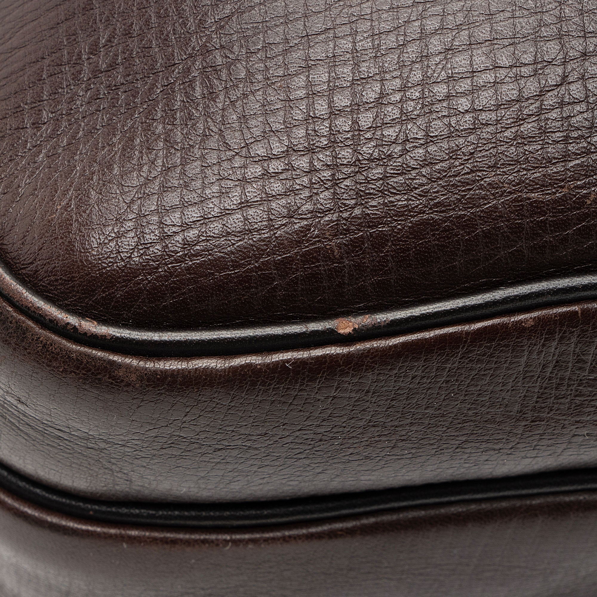 Louis Vuitton Utah Leather Iroquois Small Messenger Bag (SHF-da66x9)