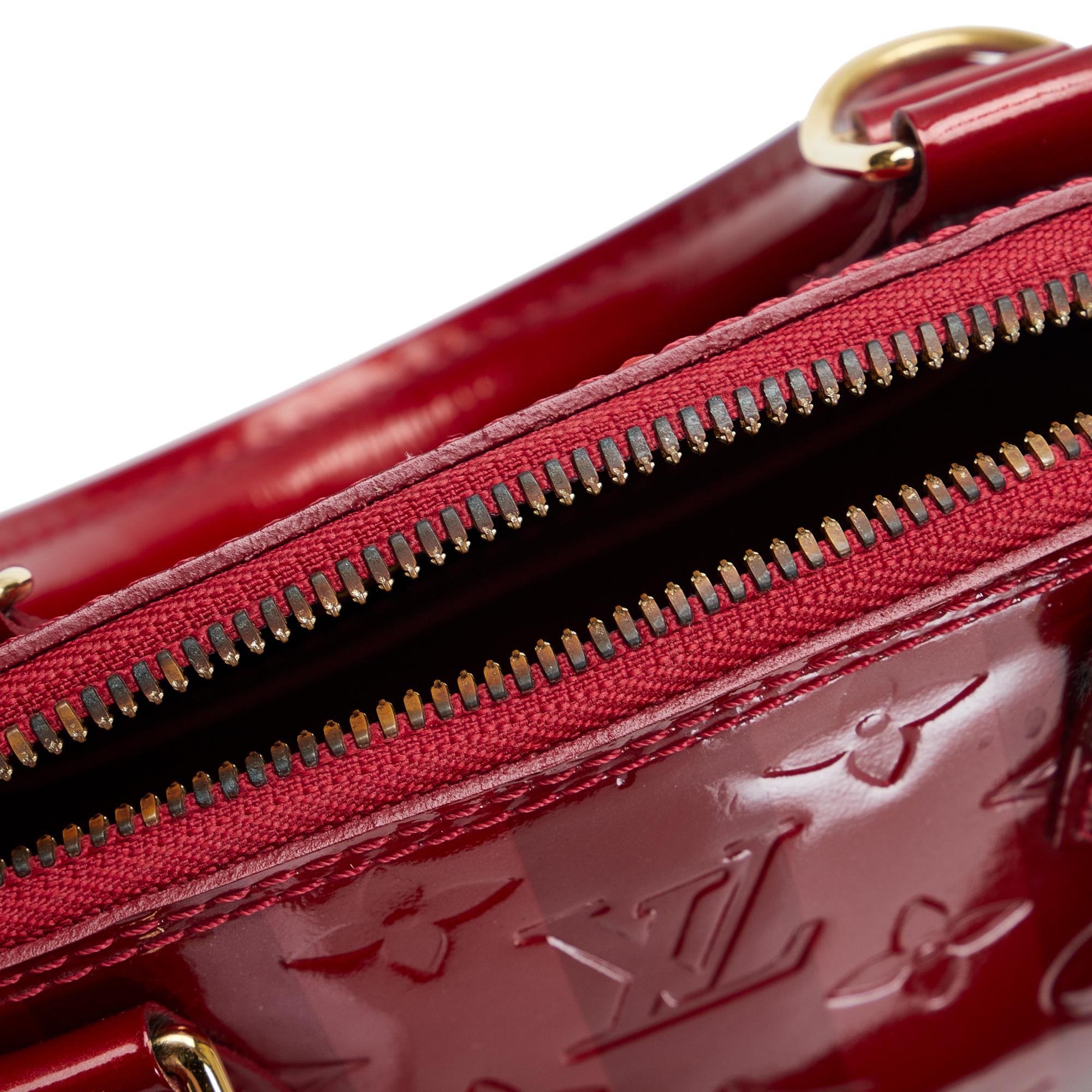 Louis Vuitton Vernis Rayures Alma BB (SHG-0Gjotx)