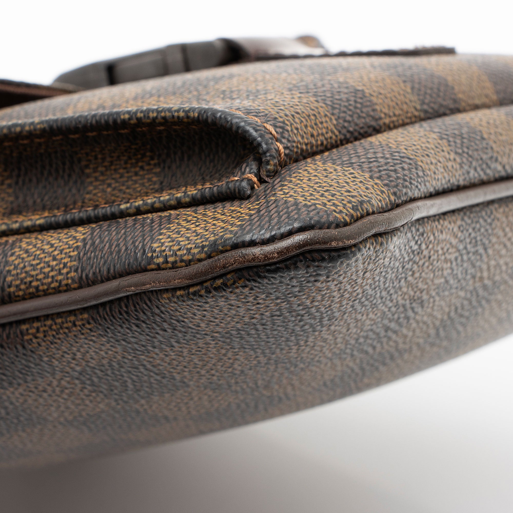 Louis Vuitton Vintage Damier Ebene Melville Crossbody