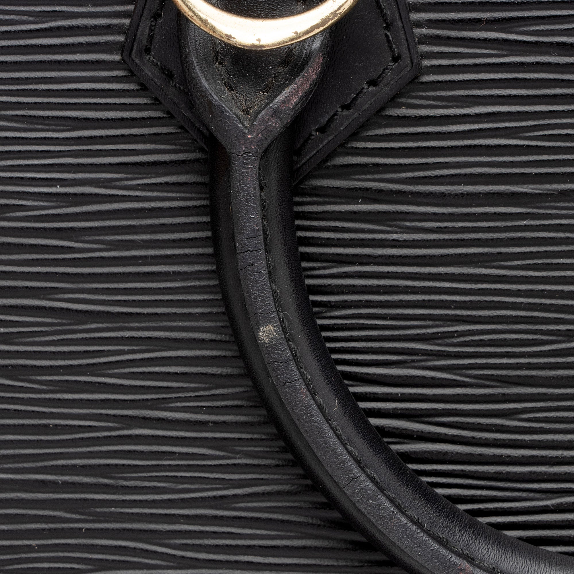 Louis Vuitton Vintage Epi Leather Alma PM Satchel (SHF-muRCX4)