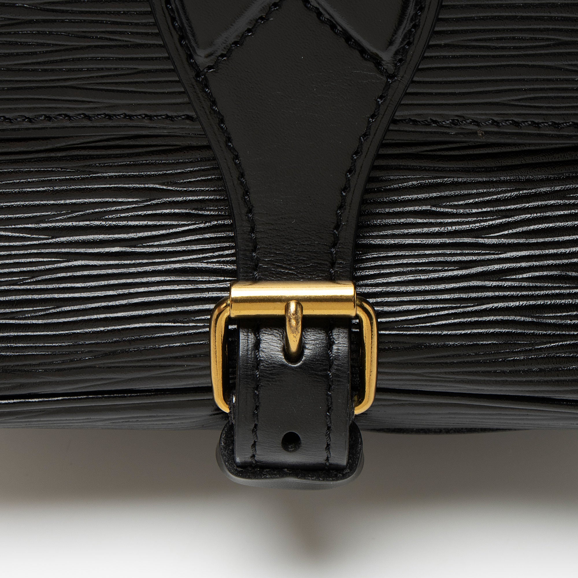 Louis Vuitton Vintage Epi Leather Cartouchiere MM Shoulder Bag