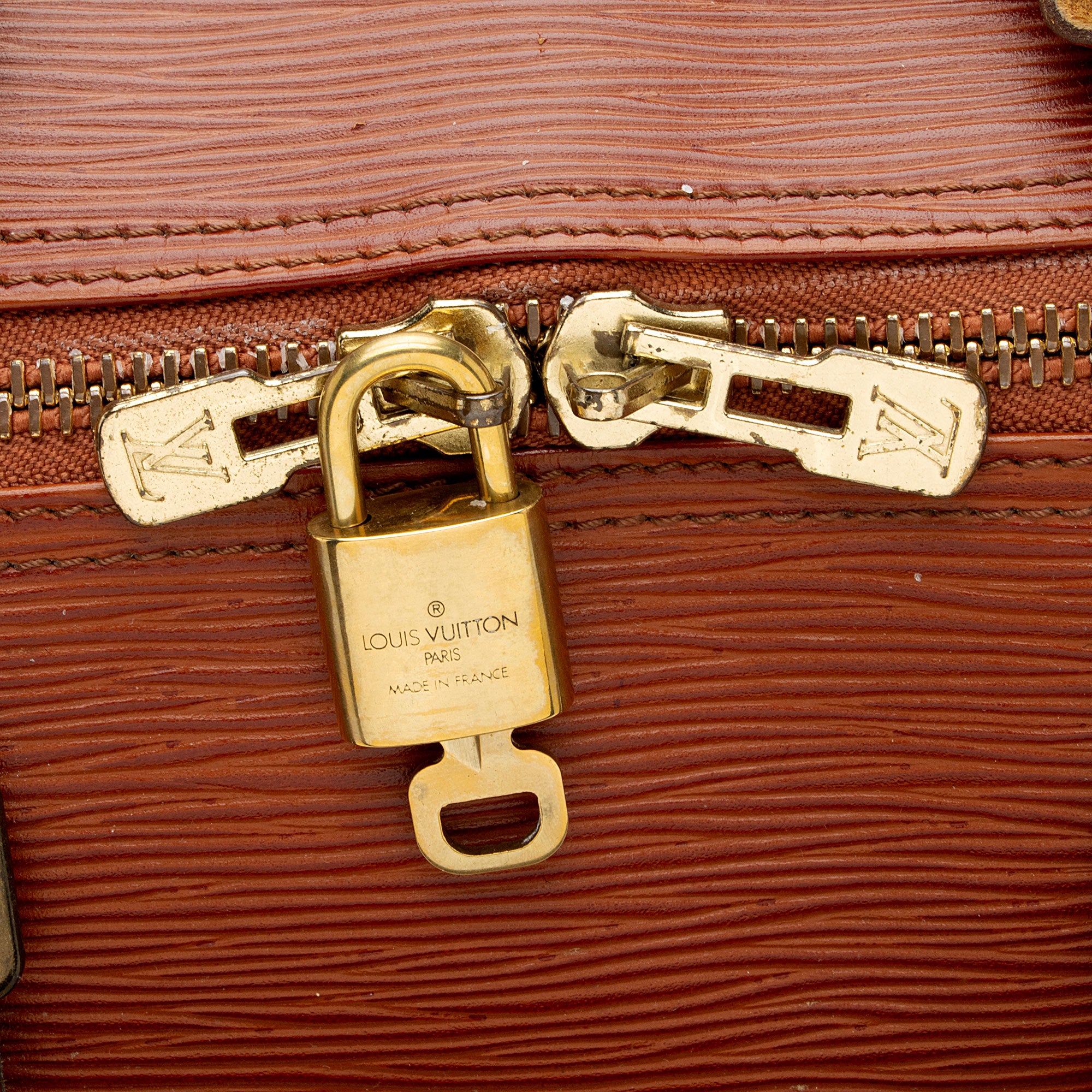 Louis Vuitton Vintage Epi Leather Keepall 50 Duffle Bag (SHF-QjiRs7)