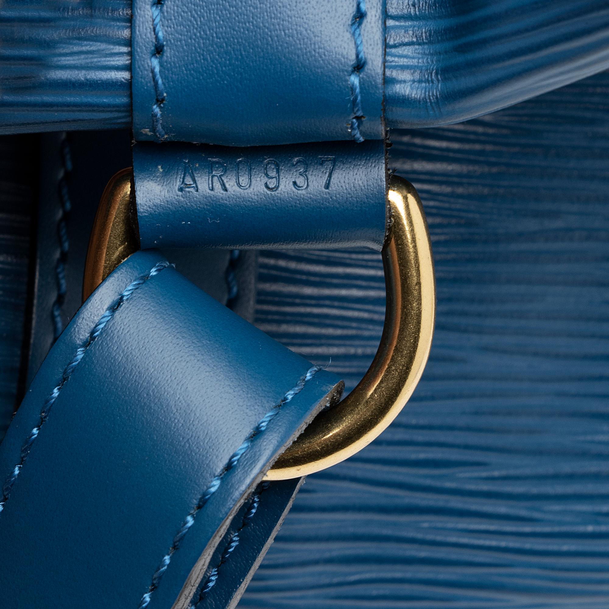 Louis Vuitton Vintage Epi Leather Petit Noe Shoulder Bag (SHF-4p9qOA)