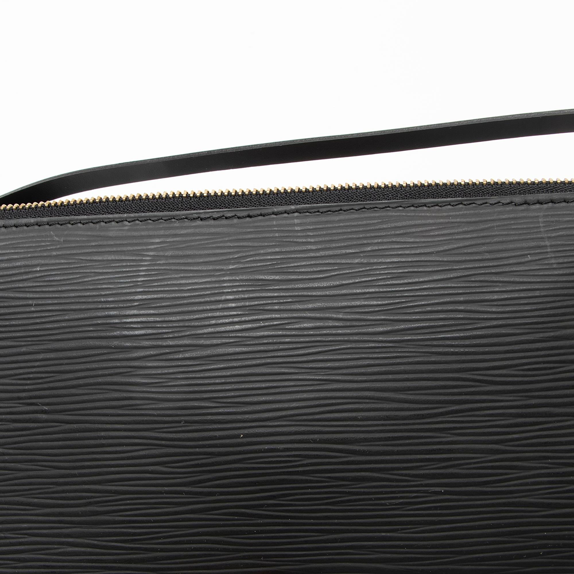 Louis Vuitton Vintage Epi Leather Pochette Accessoires (SHF-23066)