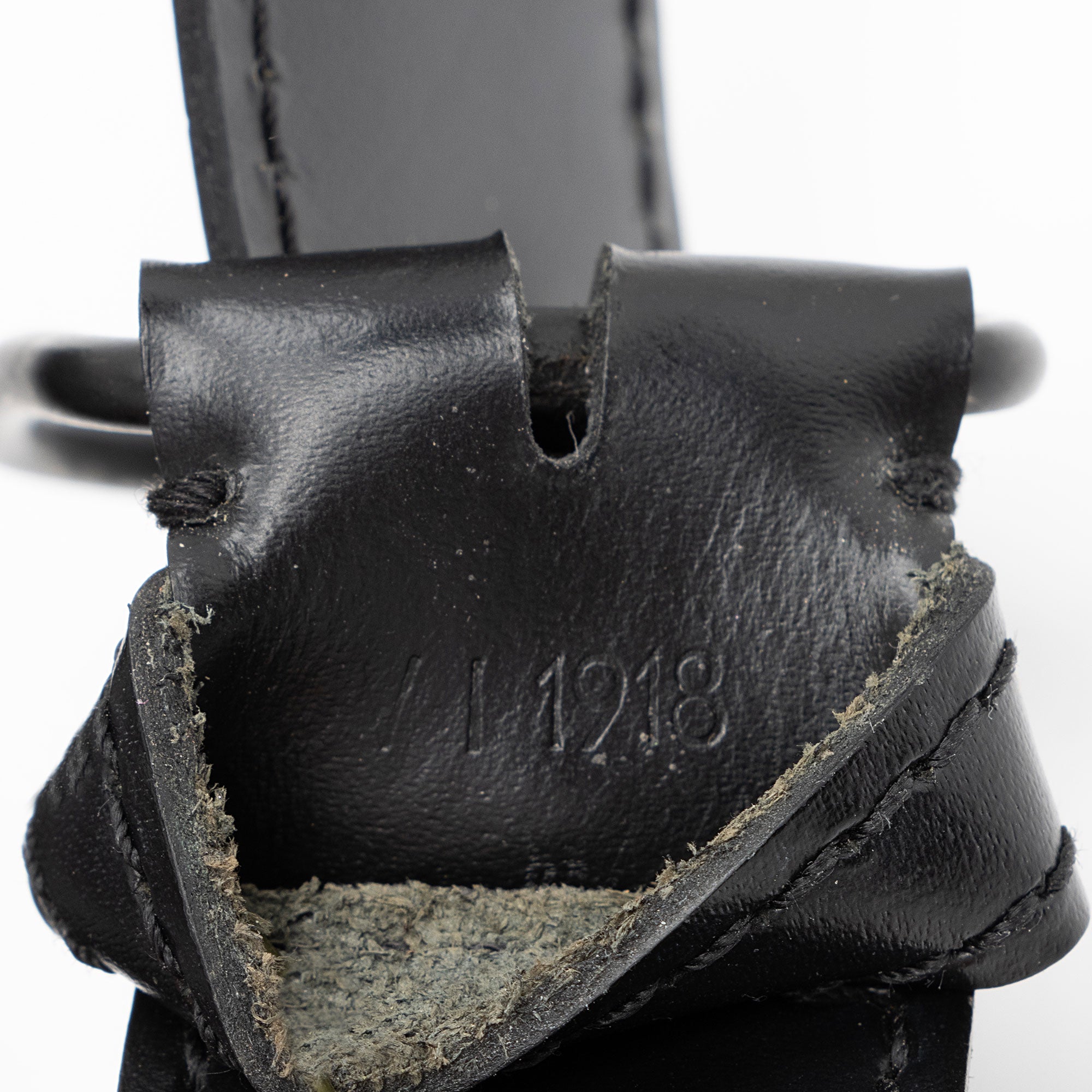 Louis Vuitton Vintage Epi Leather Sac D'epaule PM Shoulder Bag (SHF-QDKhlf)