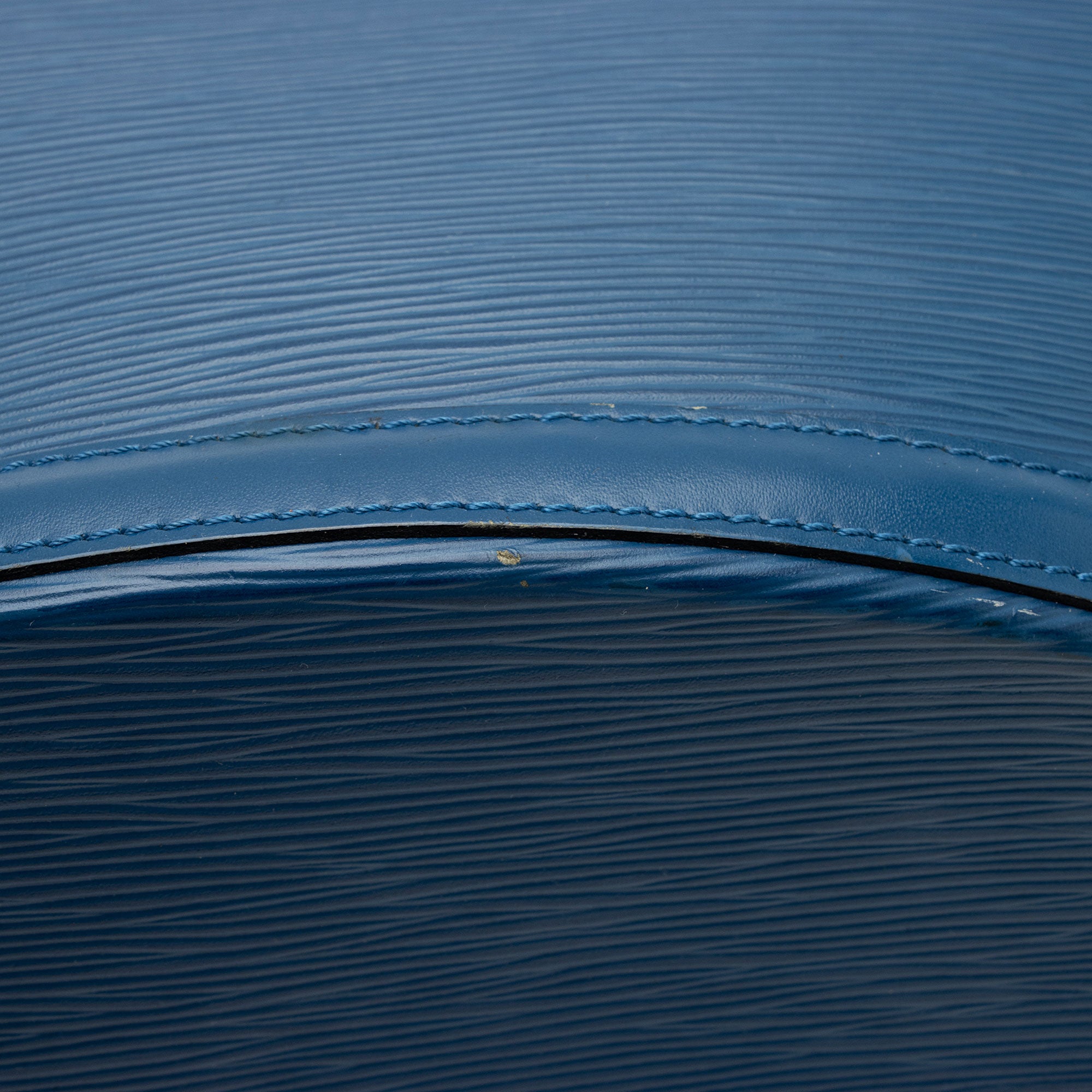 Louis Vuitton Vintage Epi Leather St. Jacques GM Shoulder Bag (SHF-gtFoLI)