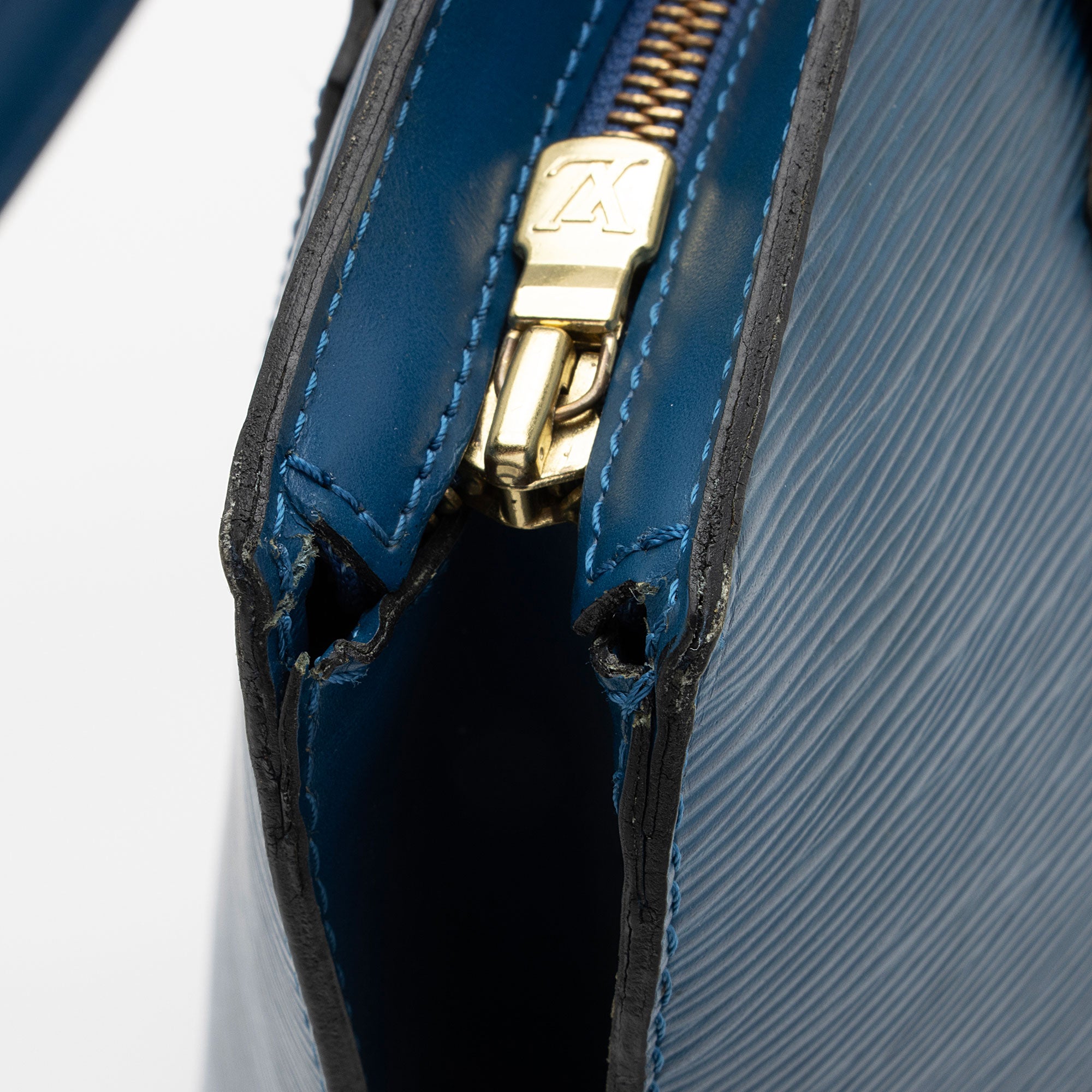 Louis Vuitton Vintage Epi Leather St. Jacques GM Shoulder Bag (SHF-gtFoLI)