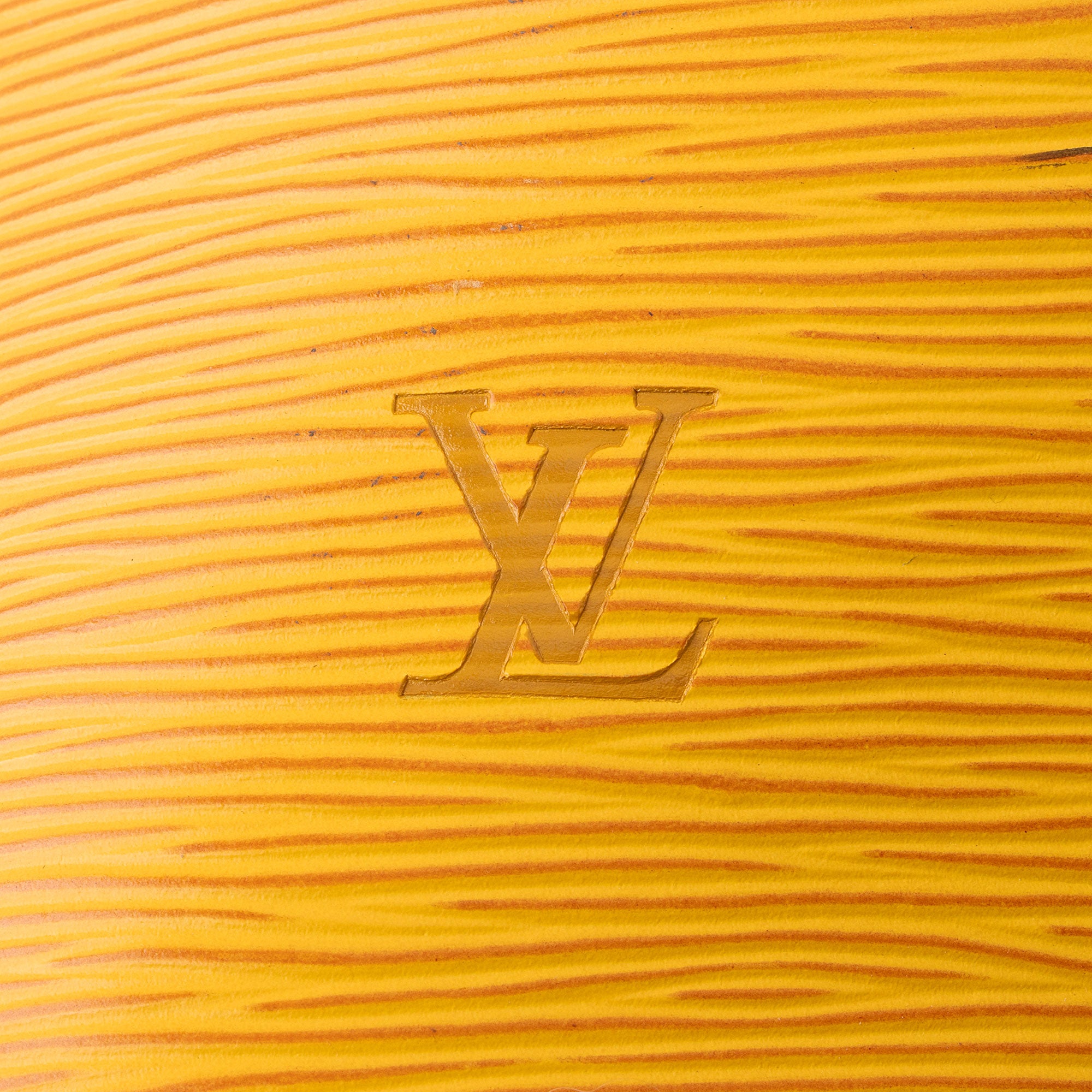 Louis Vuitton Vintage Epi Leather St. Jacques GM Shoulder Bag (SHF-fO6grf)