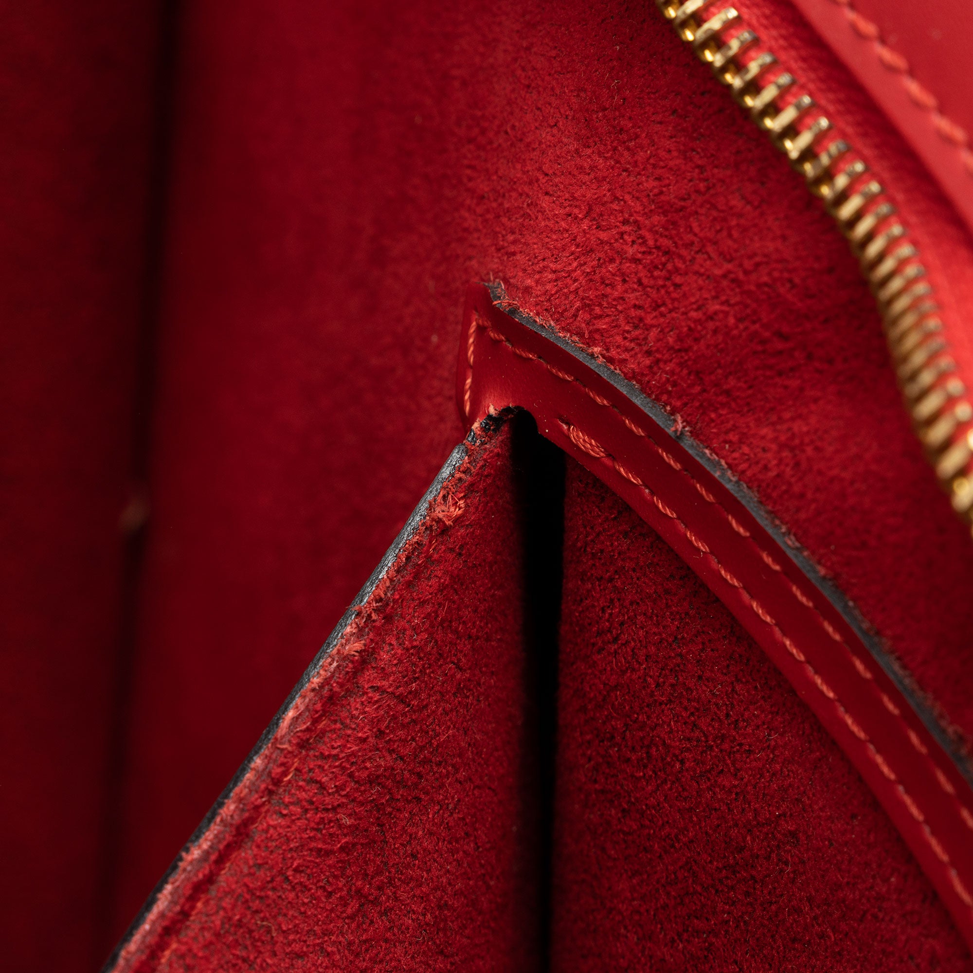 Louis Vuitton Vintage Epi Leather St. Jacques PM Shoulder Bag (SHF-vtXe8U)