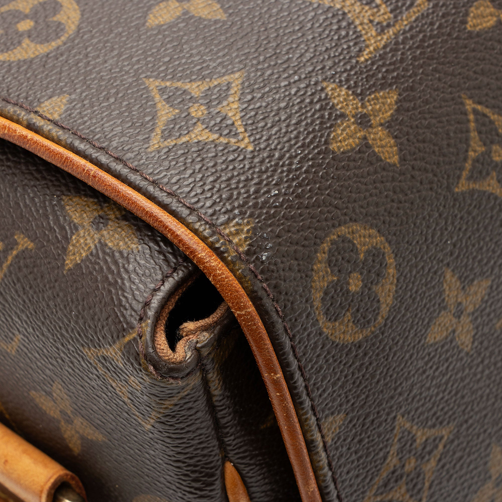 Louis Vuitton Vintage Monogram Canvas Abbesses Messenger