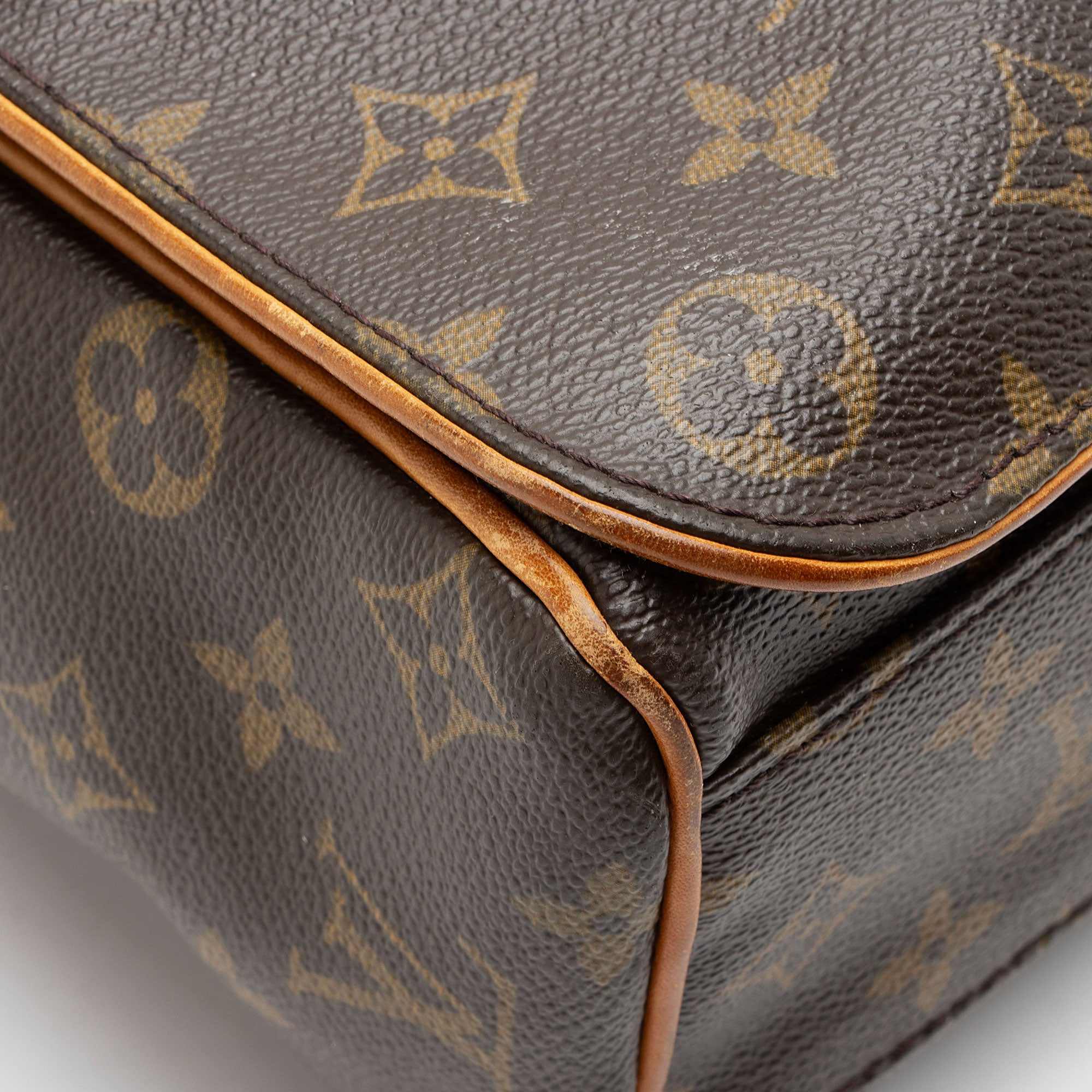Louis Vuitton Vintage Monogram Canvas Abbesses Messenger