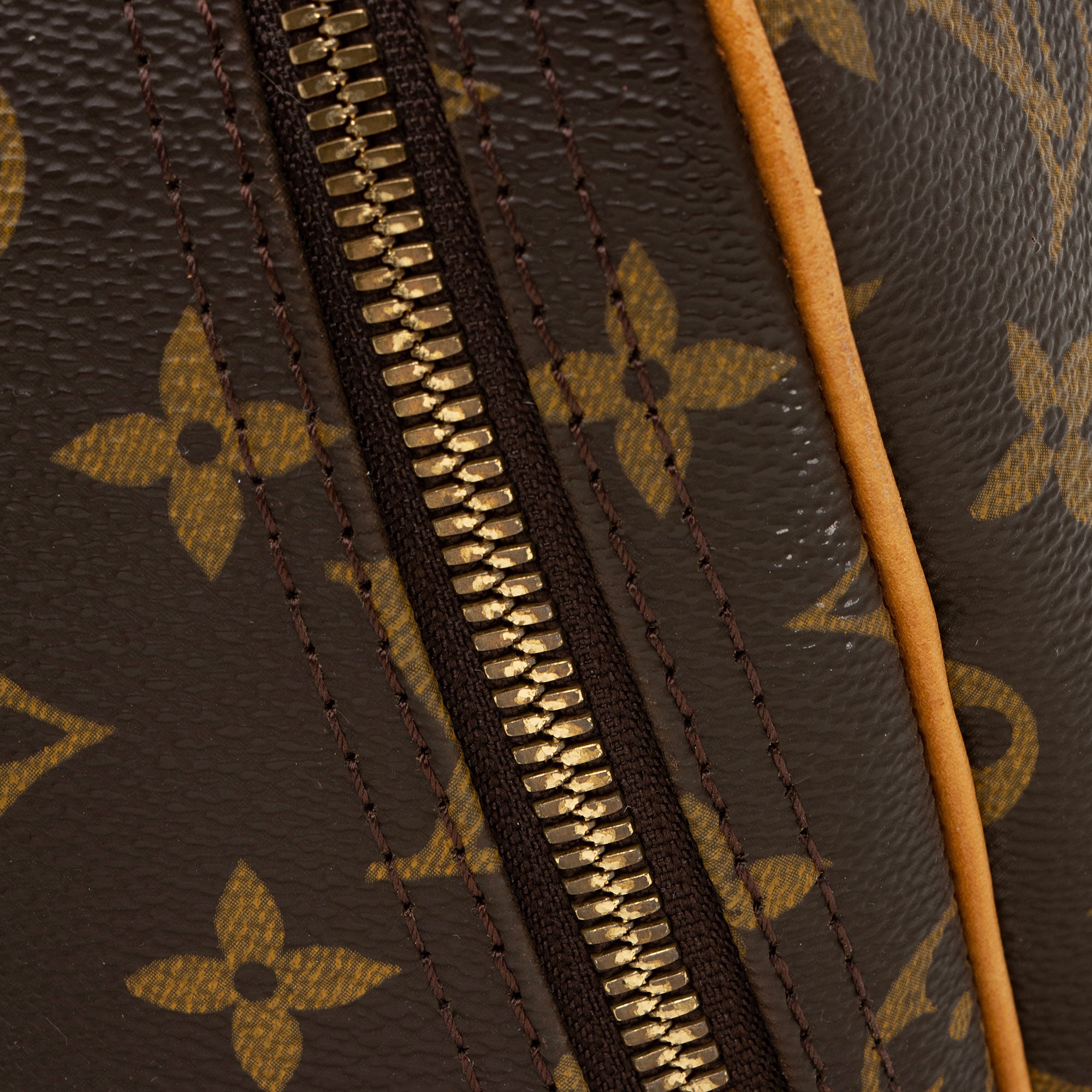 Louis Vuitton Vintage Monogram Canvas Alize 24 Heures Weekender (SHF-6SBvm7)