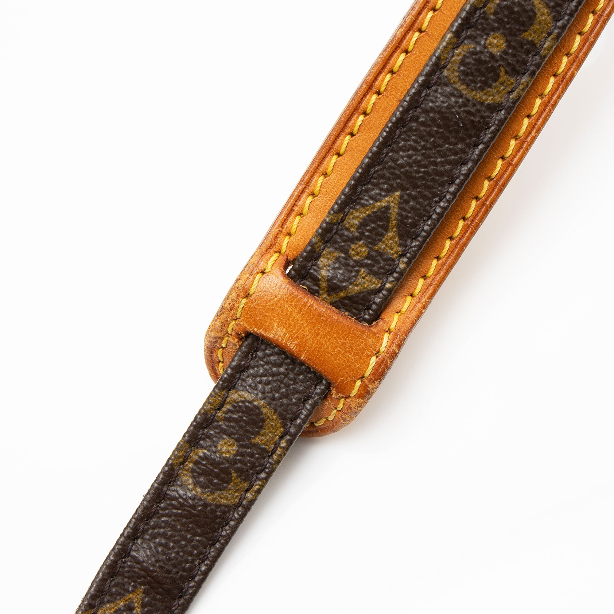 Louis Vuitton Vintage Monogram Canvas Amazone Shoulder Bag (SHF-YDVVcJ)