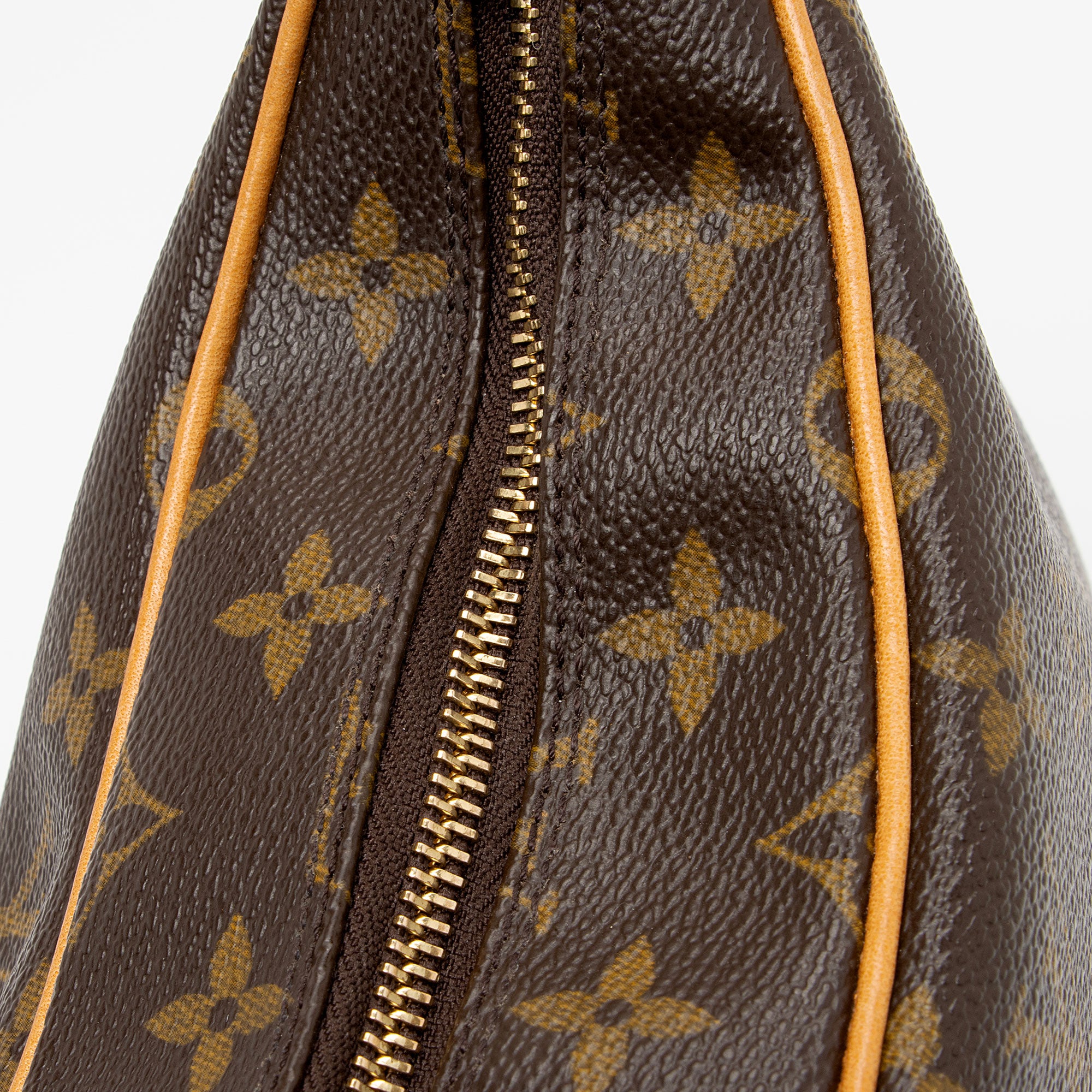 Louis Vuitton Vintage Monogram Canvas Boulogne PM Shoulder Bag (SHF-J630qs)