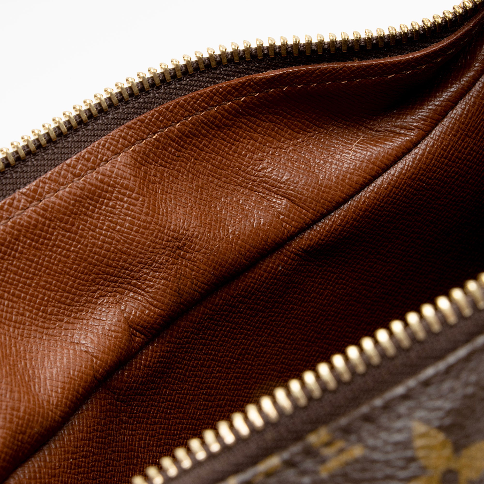 Louis Vuitton Vintage Monogram Canvas Boulogne PM Shoulder Bag (SHF-J630qs)