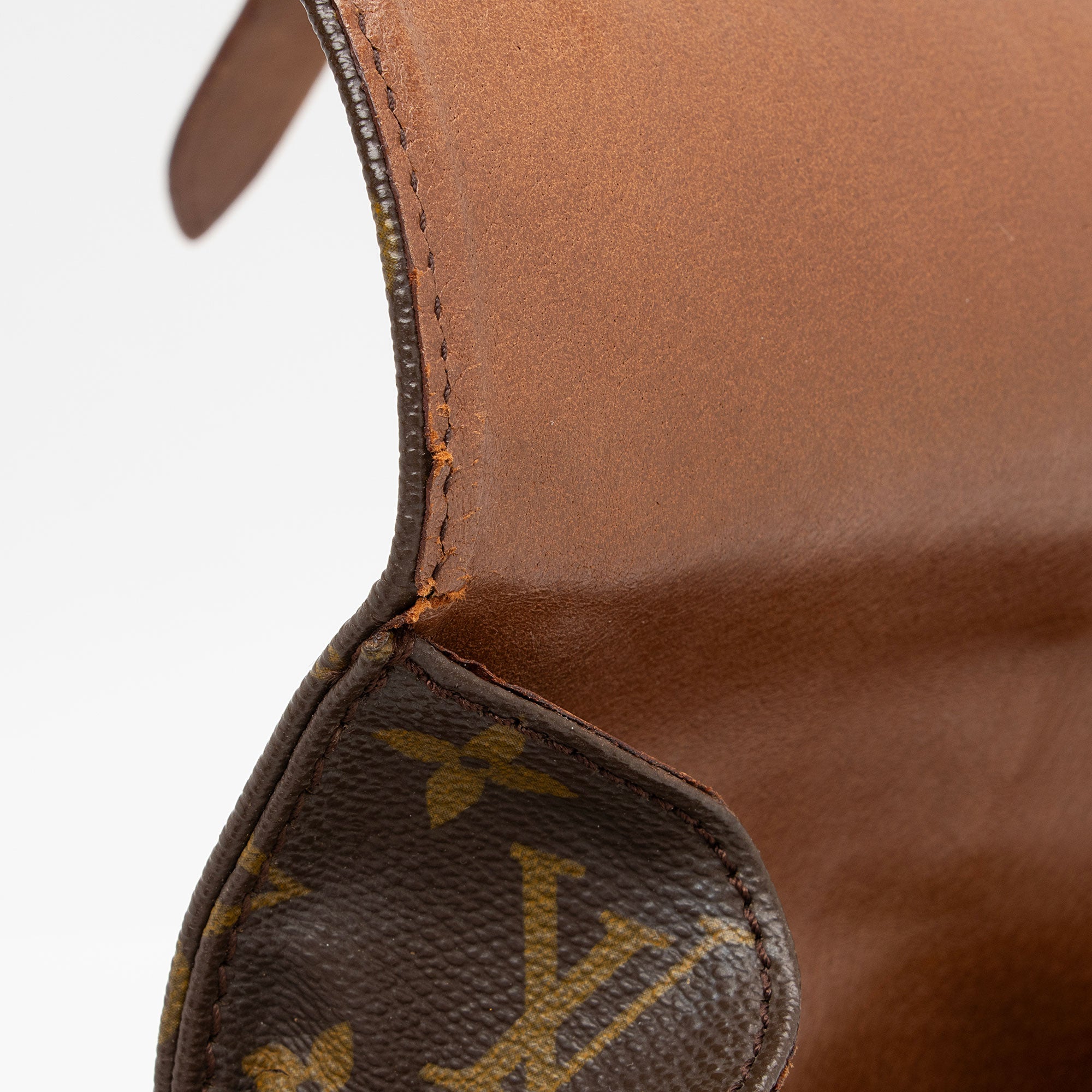 Louis Vuitton Vintage Monogram Canvas Cartouchiere GM Shoulder Bag (SHF-4wWmw7)