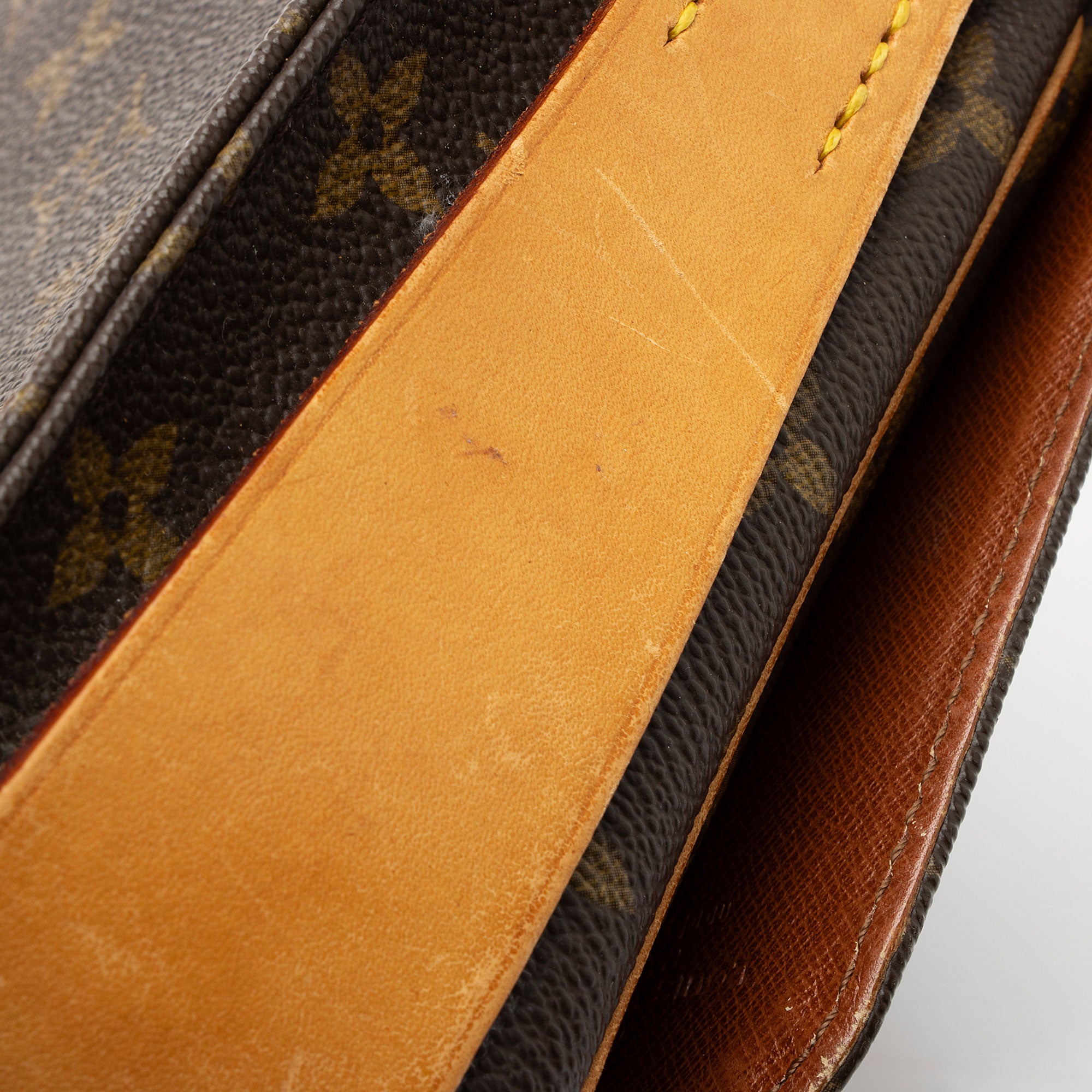Louis Vuitton Vintage Monogram Canvas Cartouchiere MM Shoulder Bag (SHF-eoZXZQ)