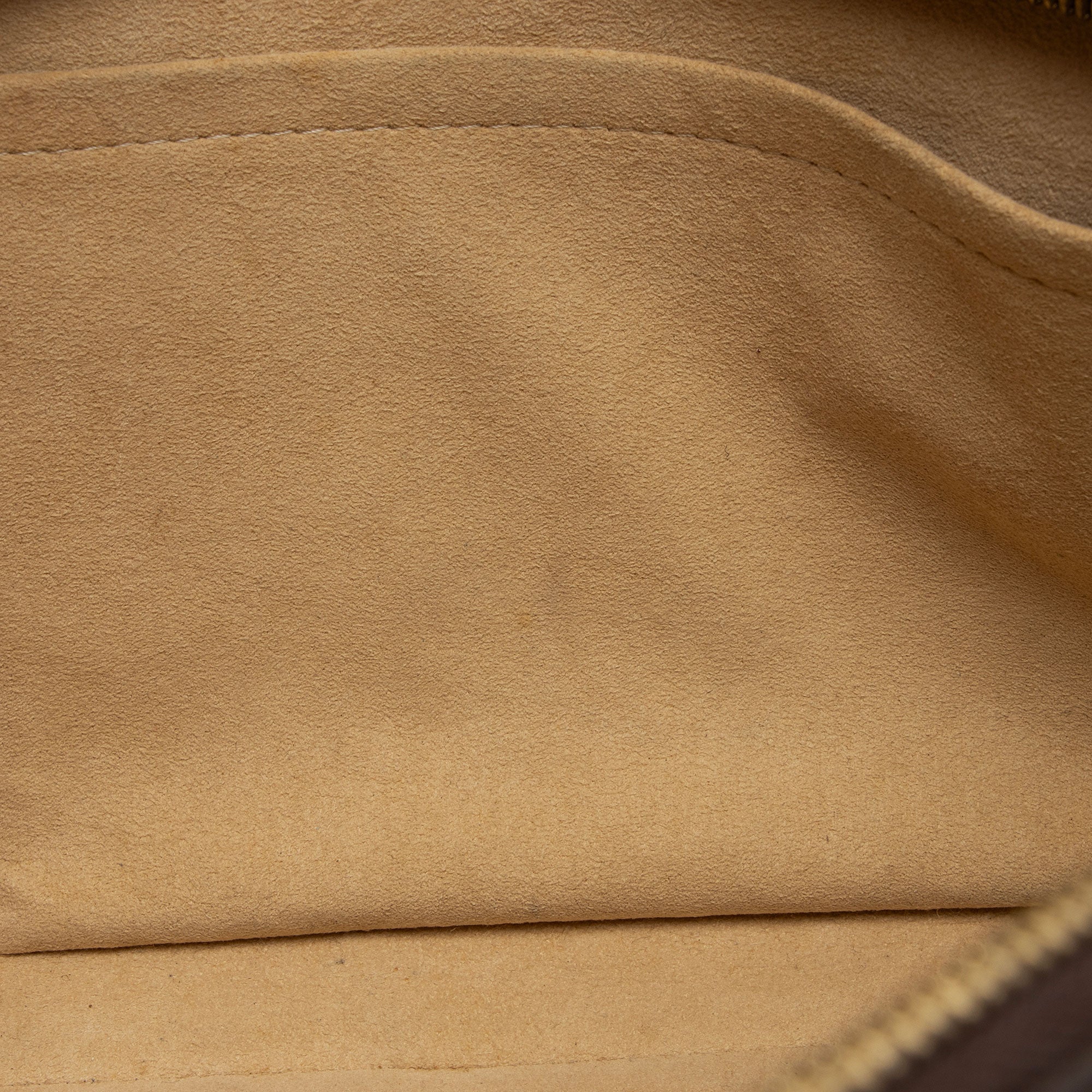 Louis Vuitton Vintage Monogram Canvas Cite GM Shoulder Bag (SHF-5Xty2k)