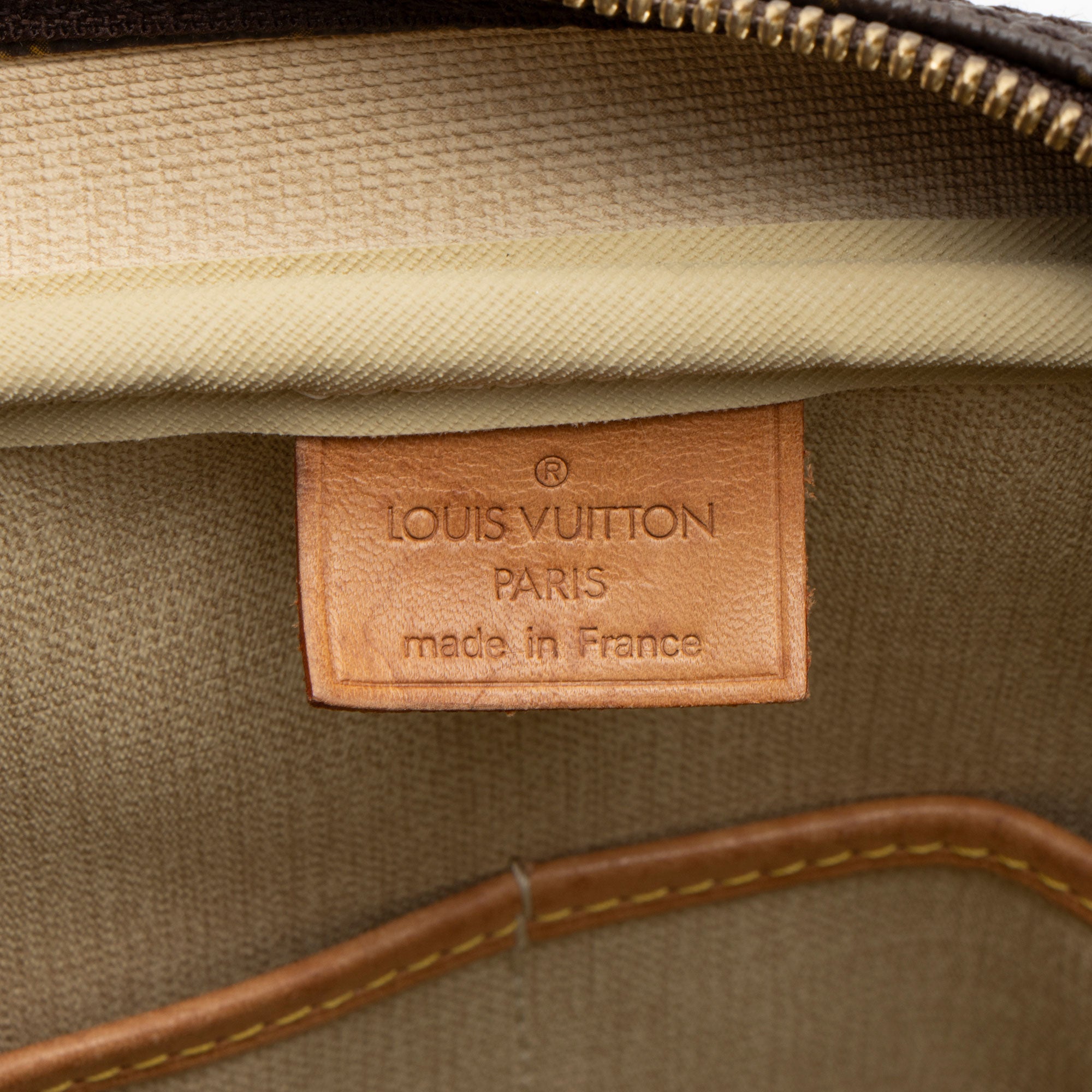 Louis Vuitton Vintage Monogram Canvas Deauville Satchel (SHF-YMAtwb)