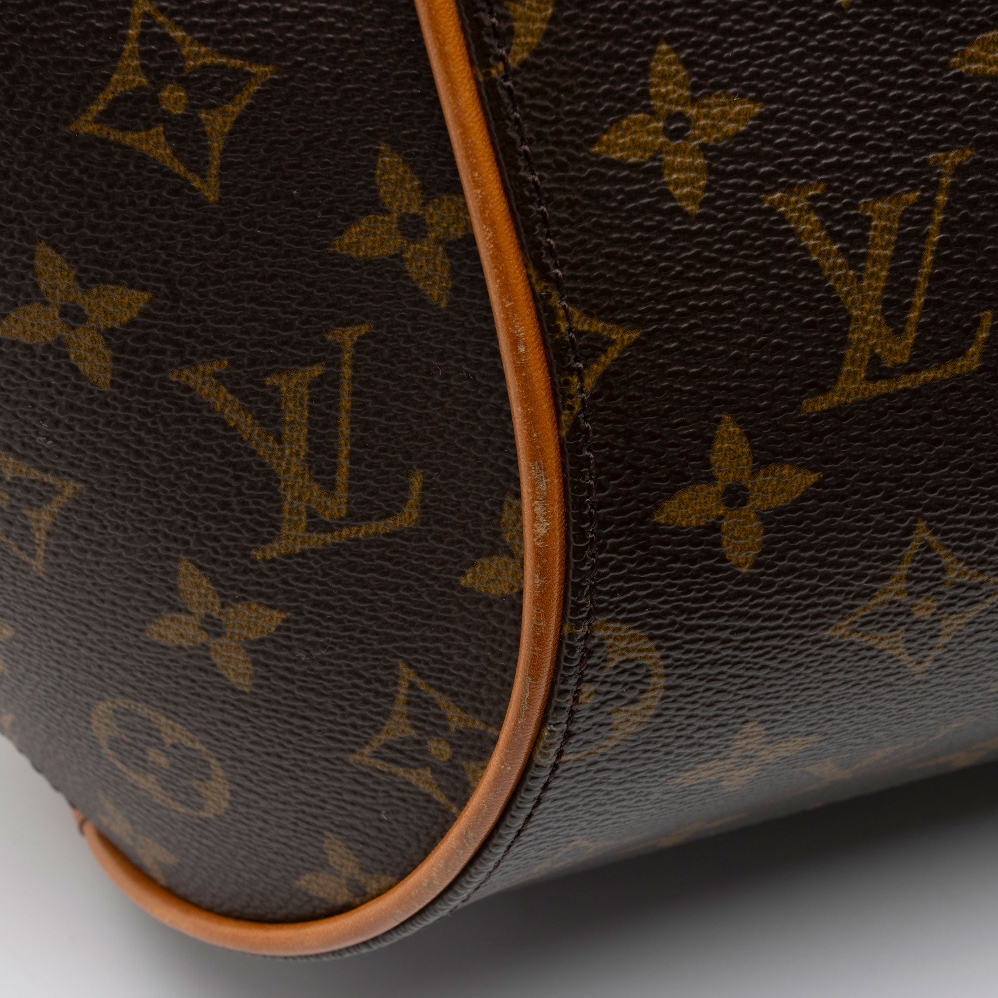 Louis Vuitton Vintage Monogram Canvas Ellipse MM Satchel (SHF-pSYAWh)