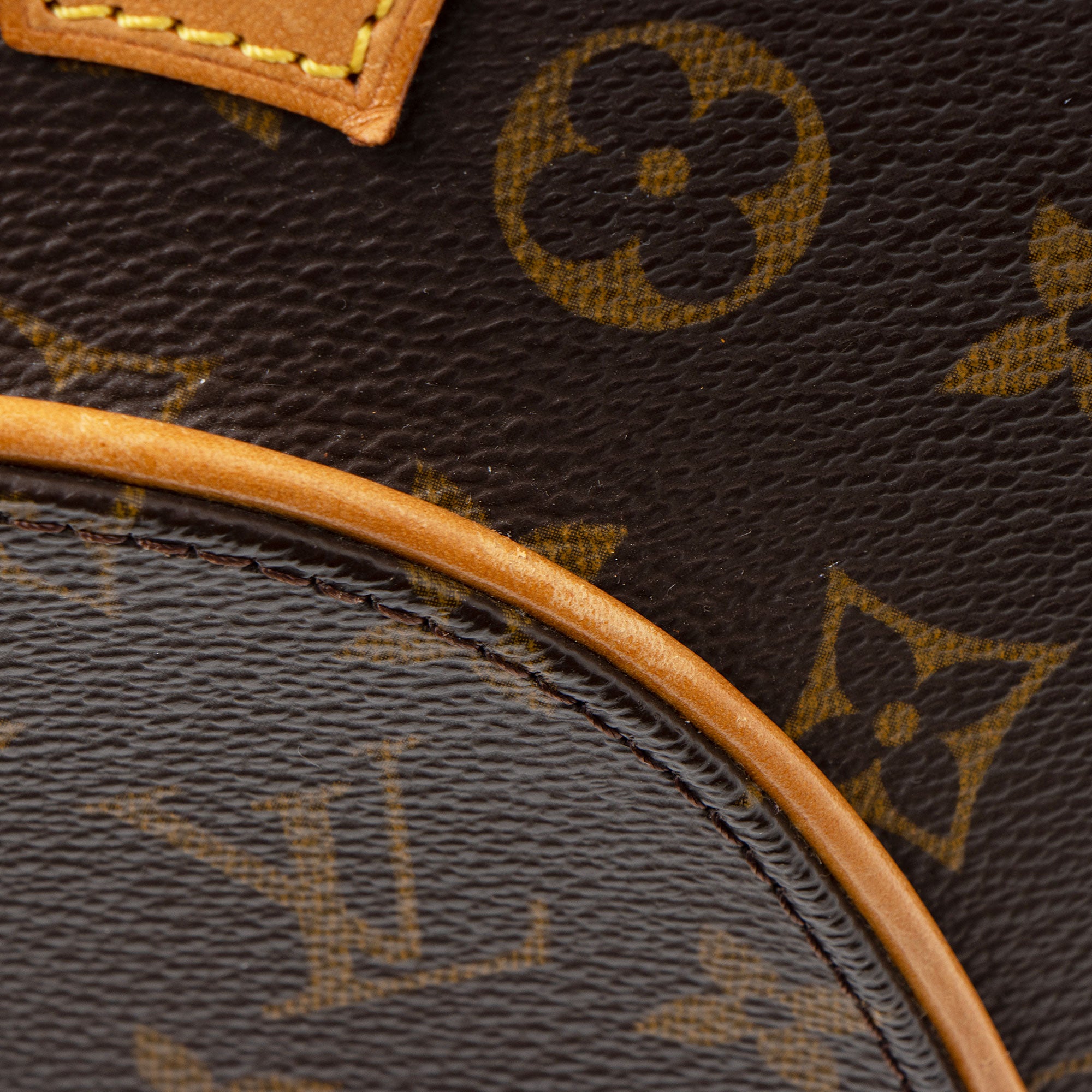 Louis Vuitton Vintage Monogram Canvas Ellipse PM Satchel (SHF-jWViTV)