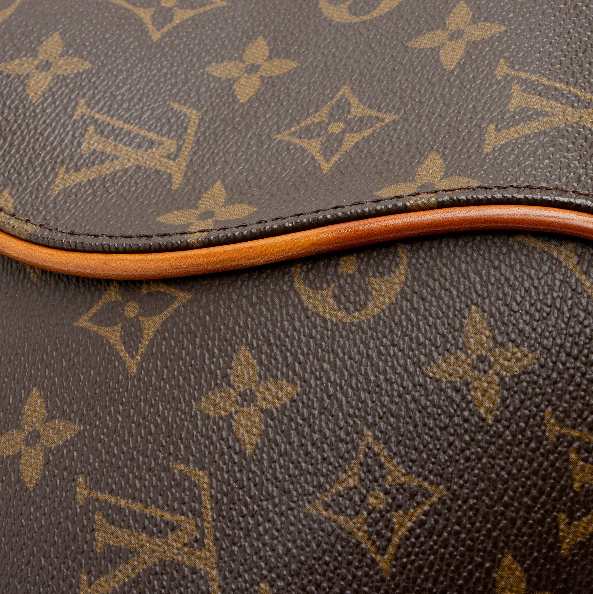 Louis Vuitton Vintage Monogram Canvas Ellipse PM Satchel (SHF-MqHUei)