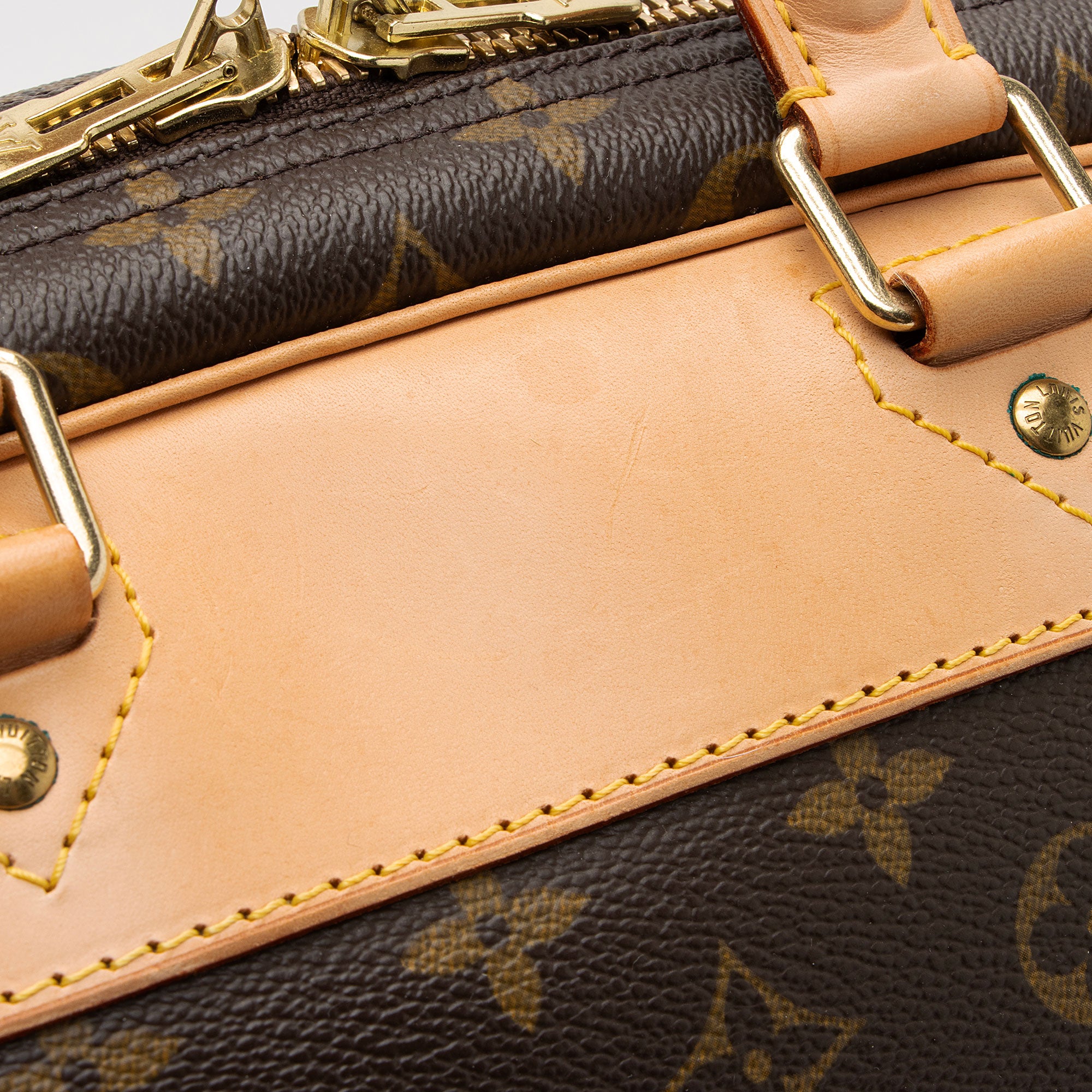 Louis Vuitton Vintage Monogram Canvas Evasion Weekender (SHF-0kWibn)