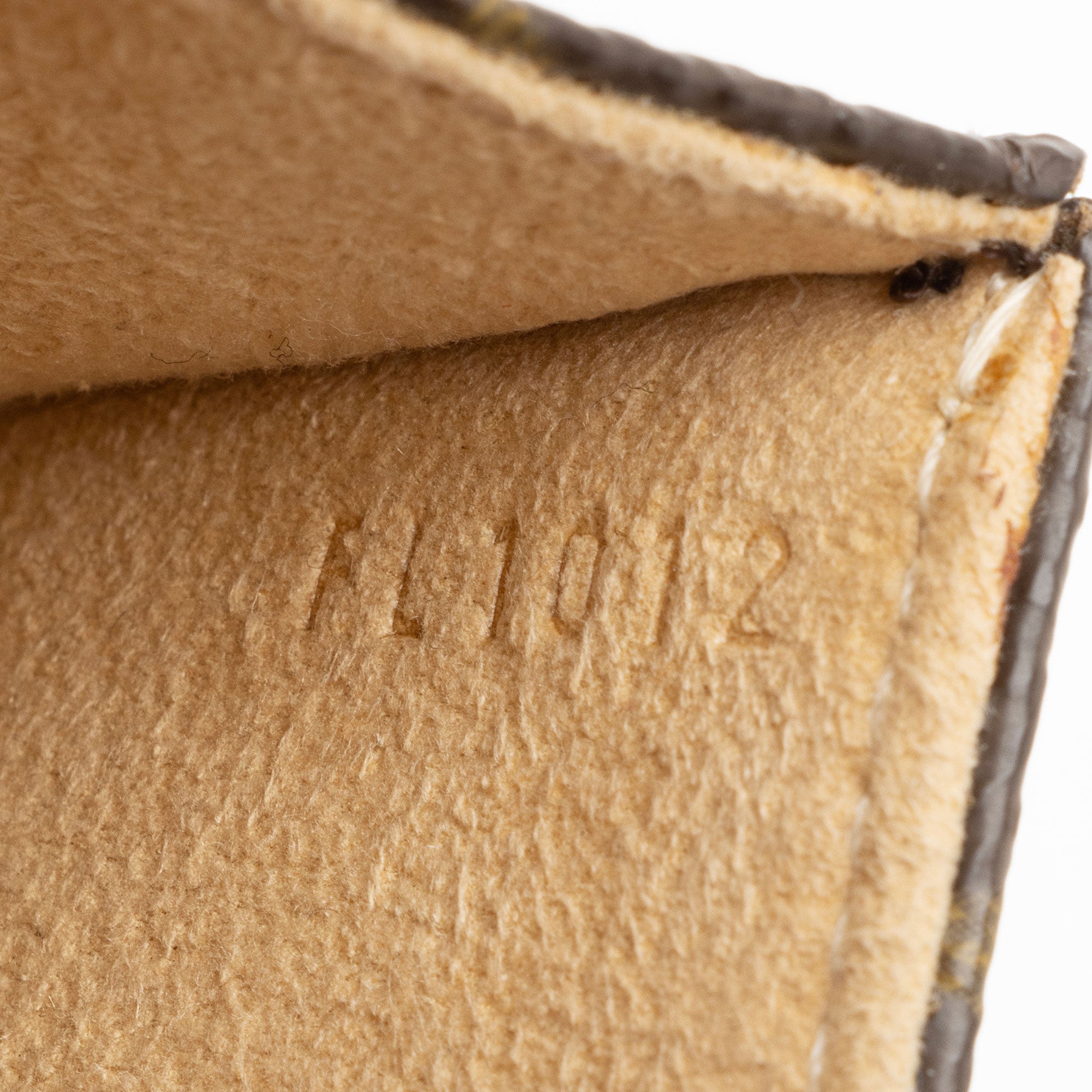 Louis Vuitton Vintage Monogram Canvas Florentine Pochette Belt Bag (SHF-pFk6FV)