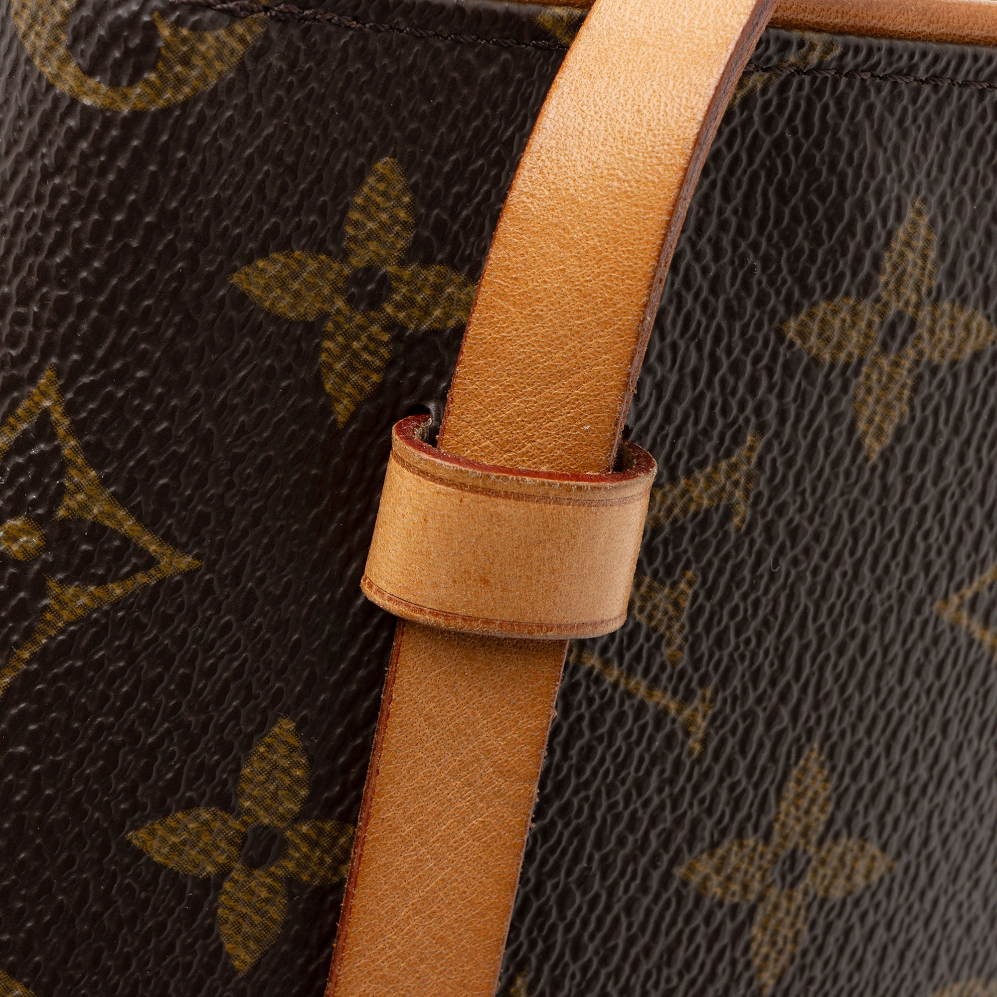 Louis Vuitton Vintage Monogram Canvas Florentine Pochette Belt Bag (SHF-pFk6FV)
